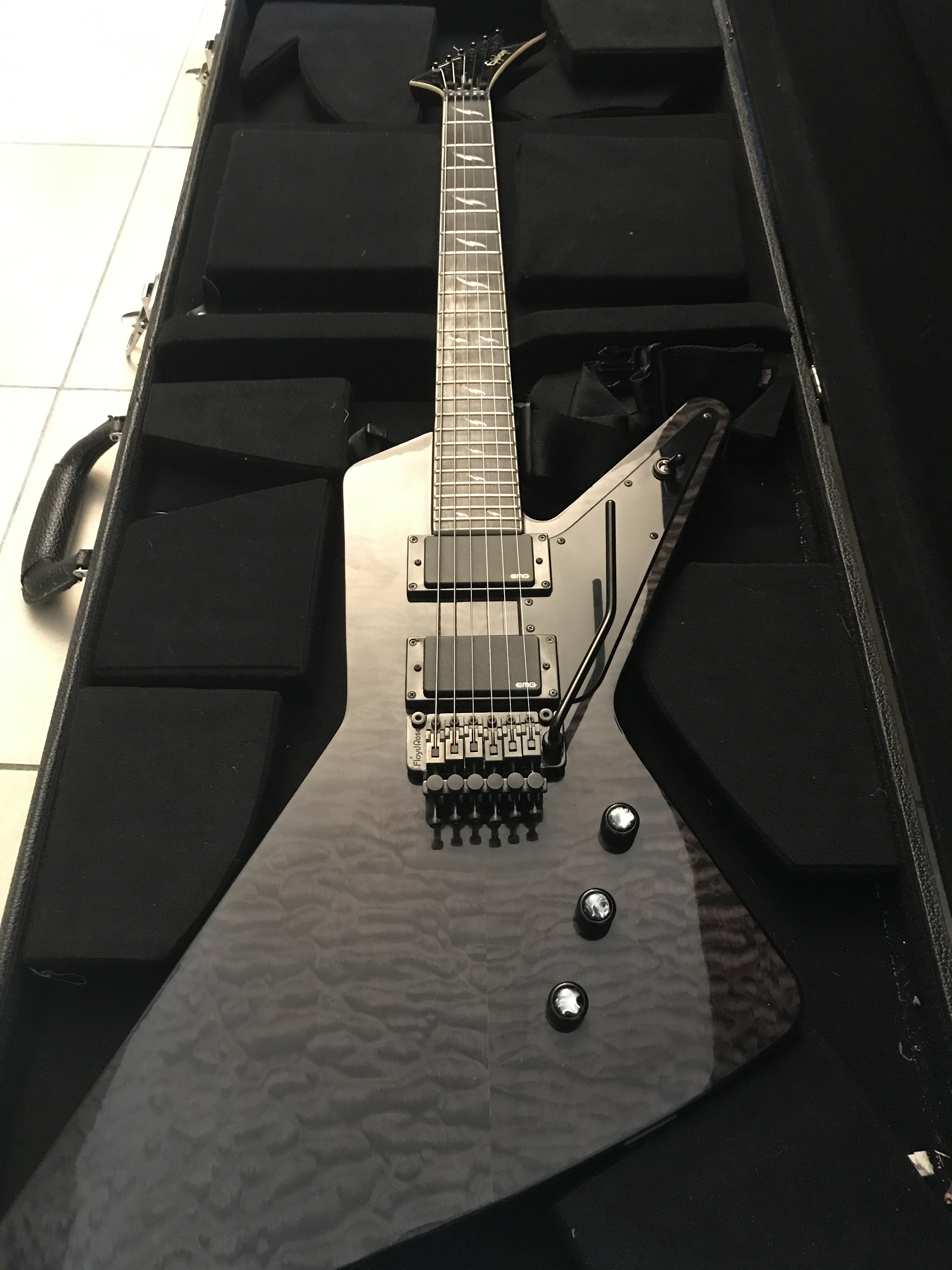 PROPHECY FUTURA FX Epiphone Prophecy Futura FX Audiofanzine