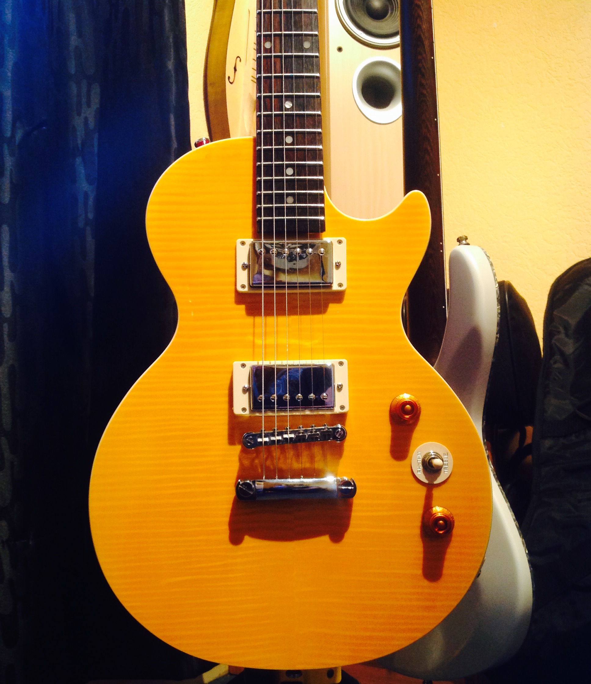 Très bonne base Avis Epiphone Slash 