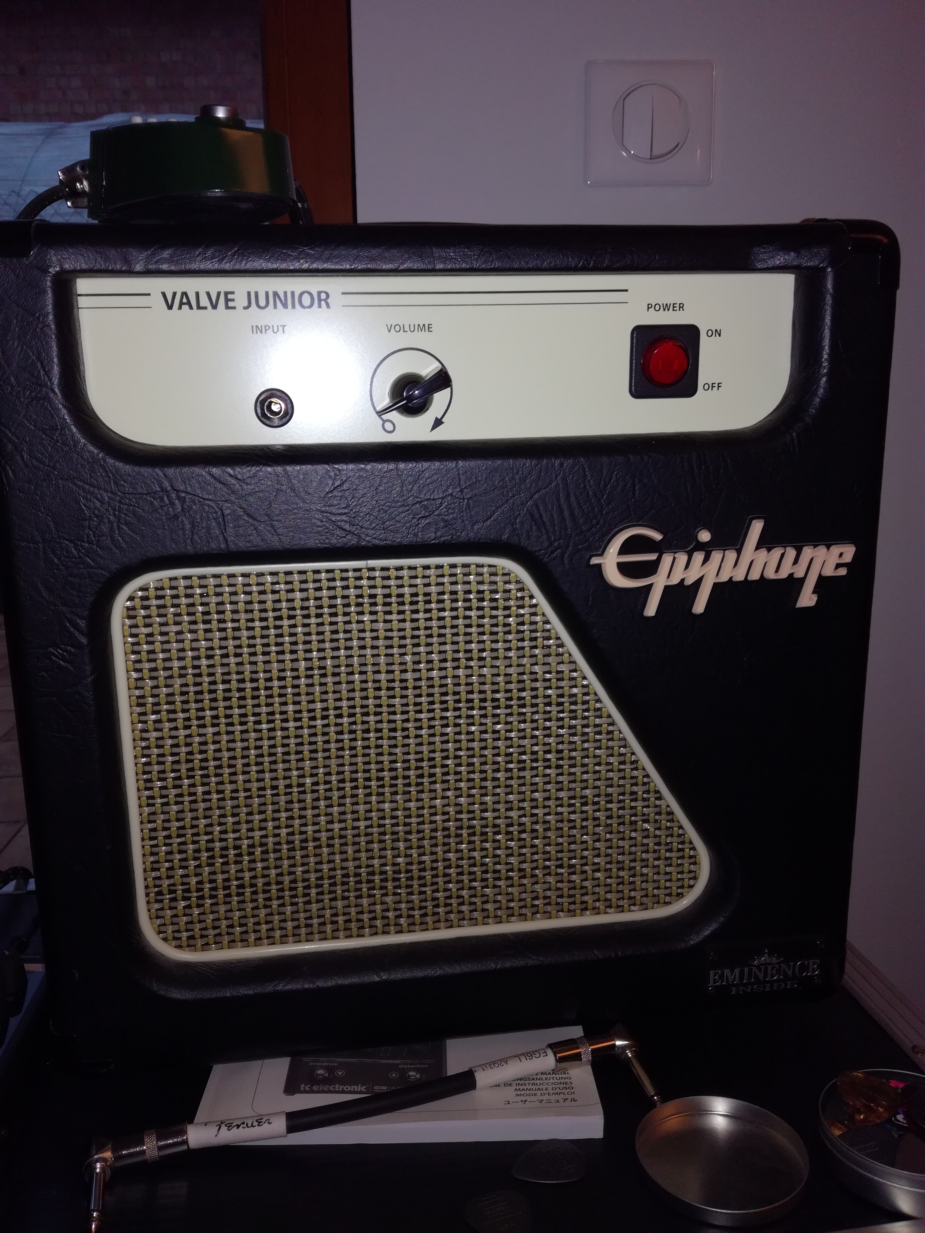 VALVE JUNIOR Epiphone Valve Junior Audiofanzine