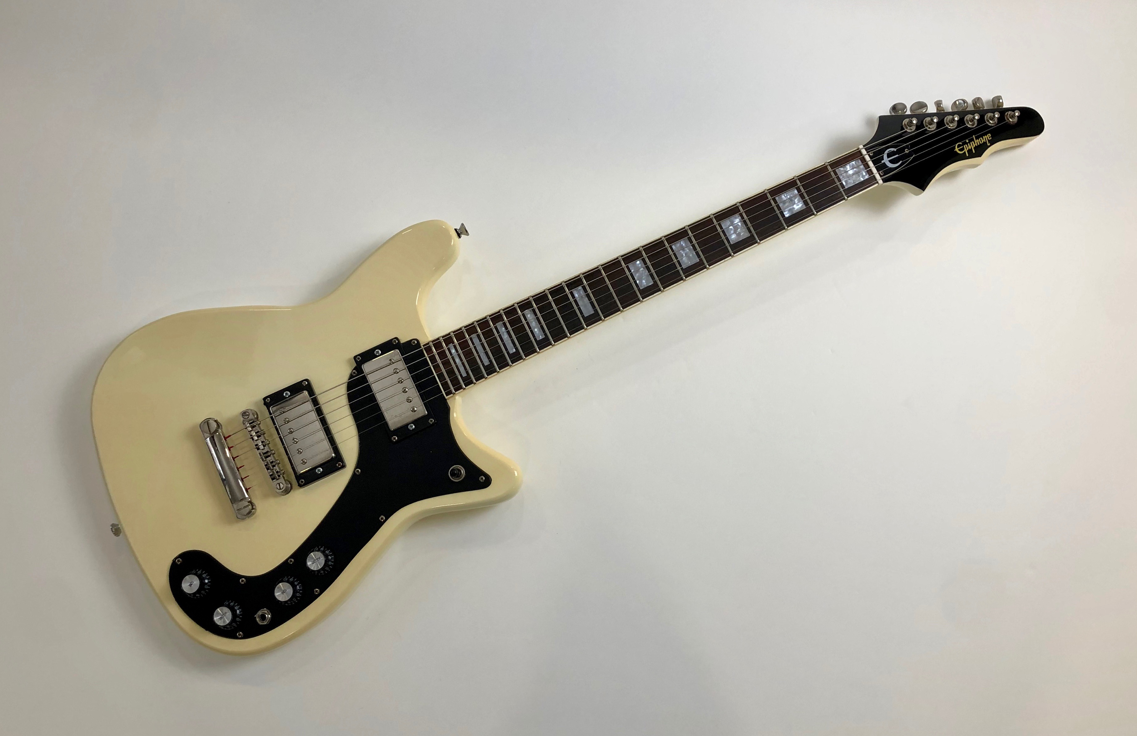 epiphone wilshire pro white