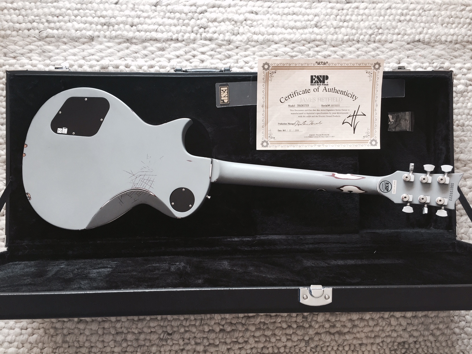 ESP Truckster Aged Primer Grey image (1177123) Audiofanzine