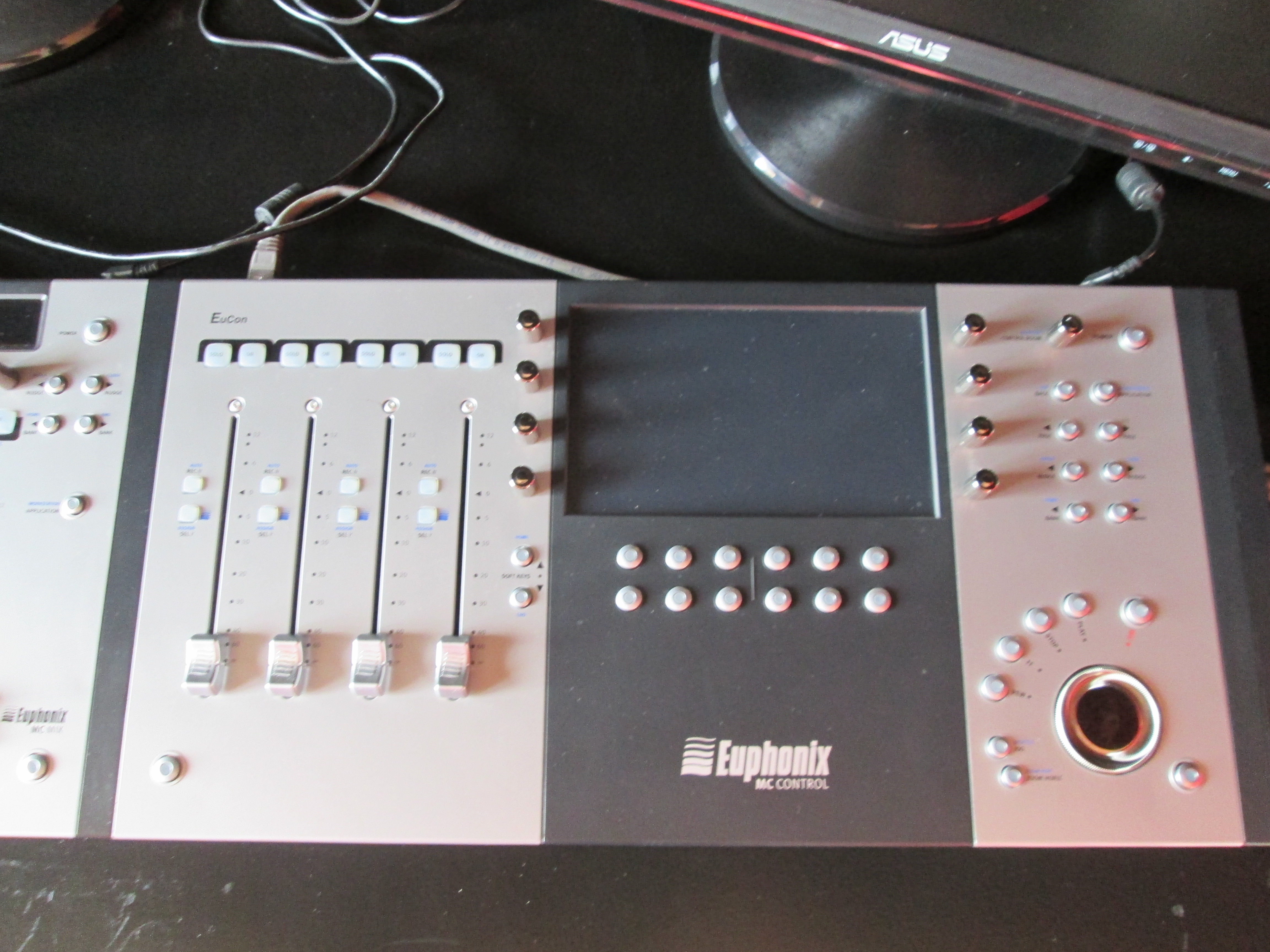 Euphonix MC Control image (981997) Audiofanzine