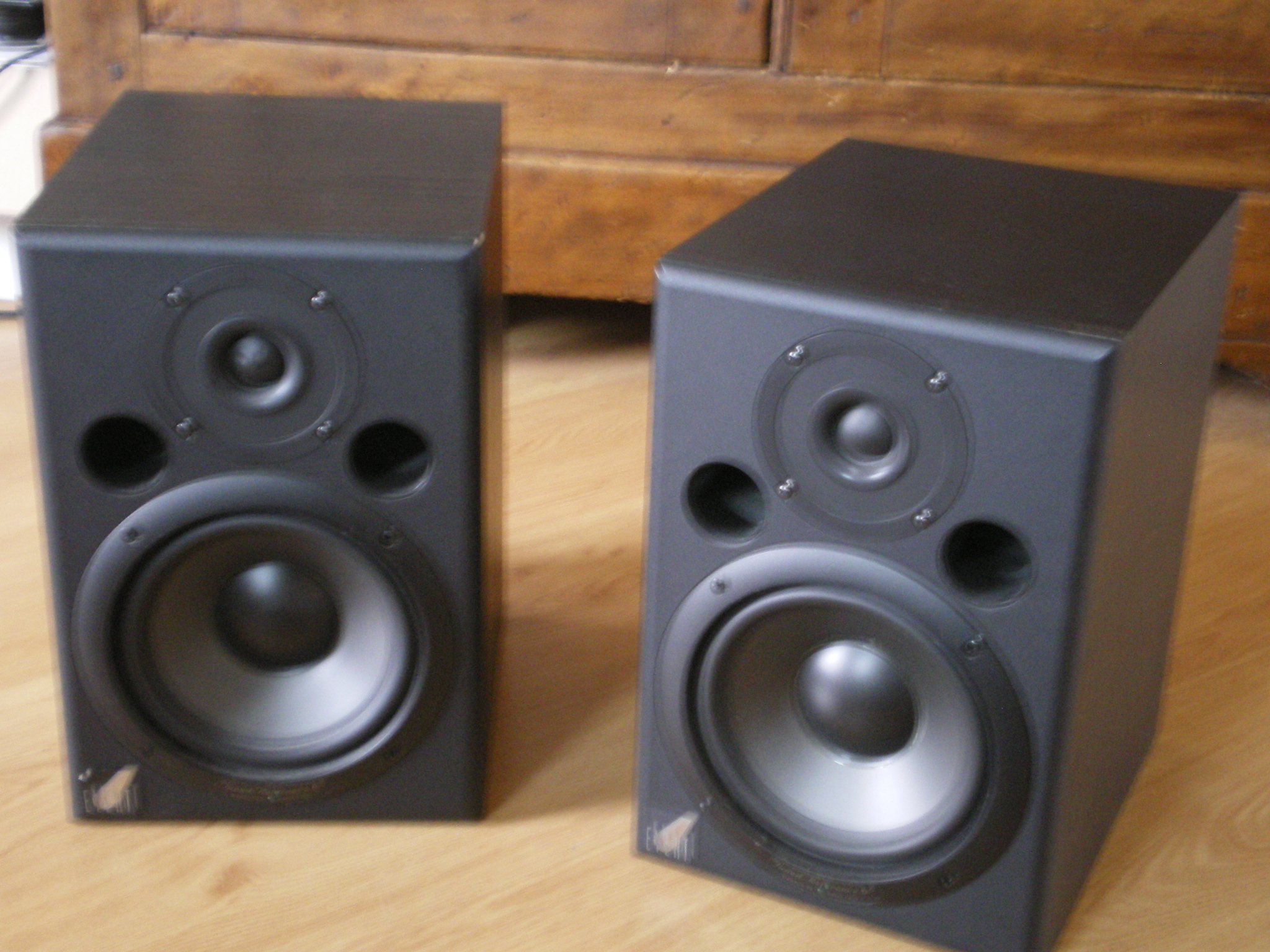 Event Electronics TR6E ACTIF image (1536389) Audiofanzine