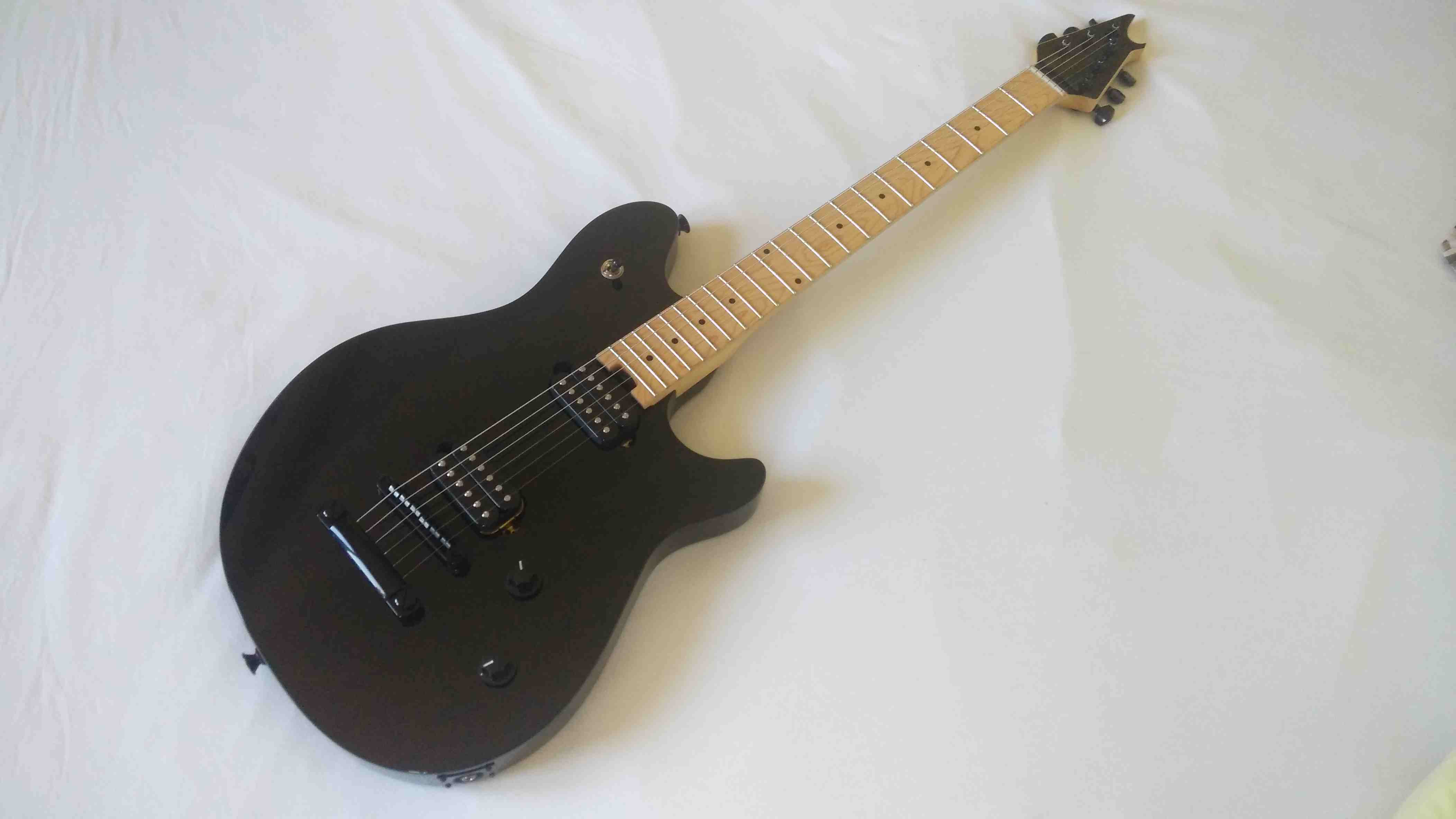 Photo EVH Wolfgang Special - Black : EVH Wolfgang Special - Black ...