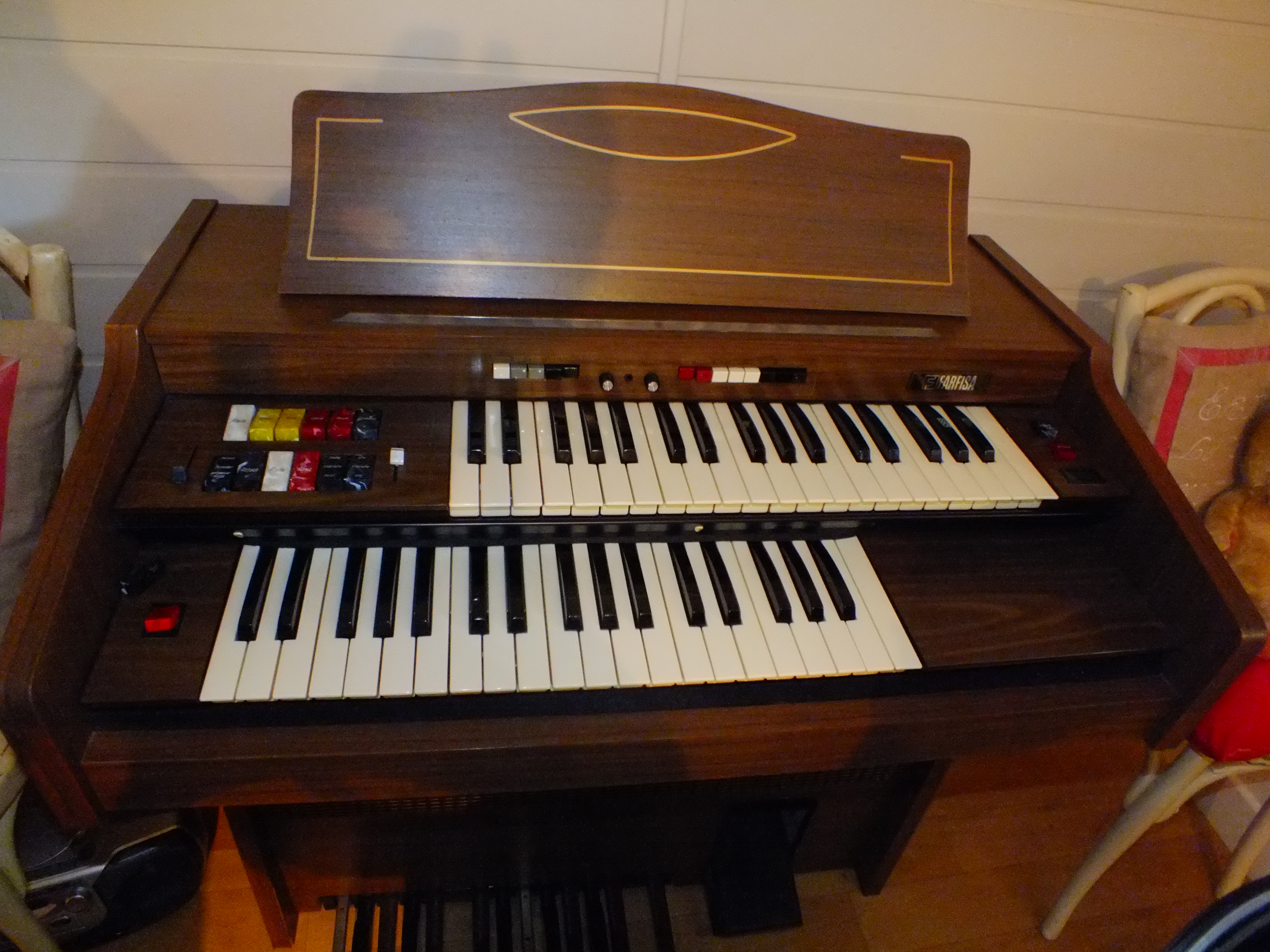 COMPACT Farfisa compact Audiofanzine