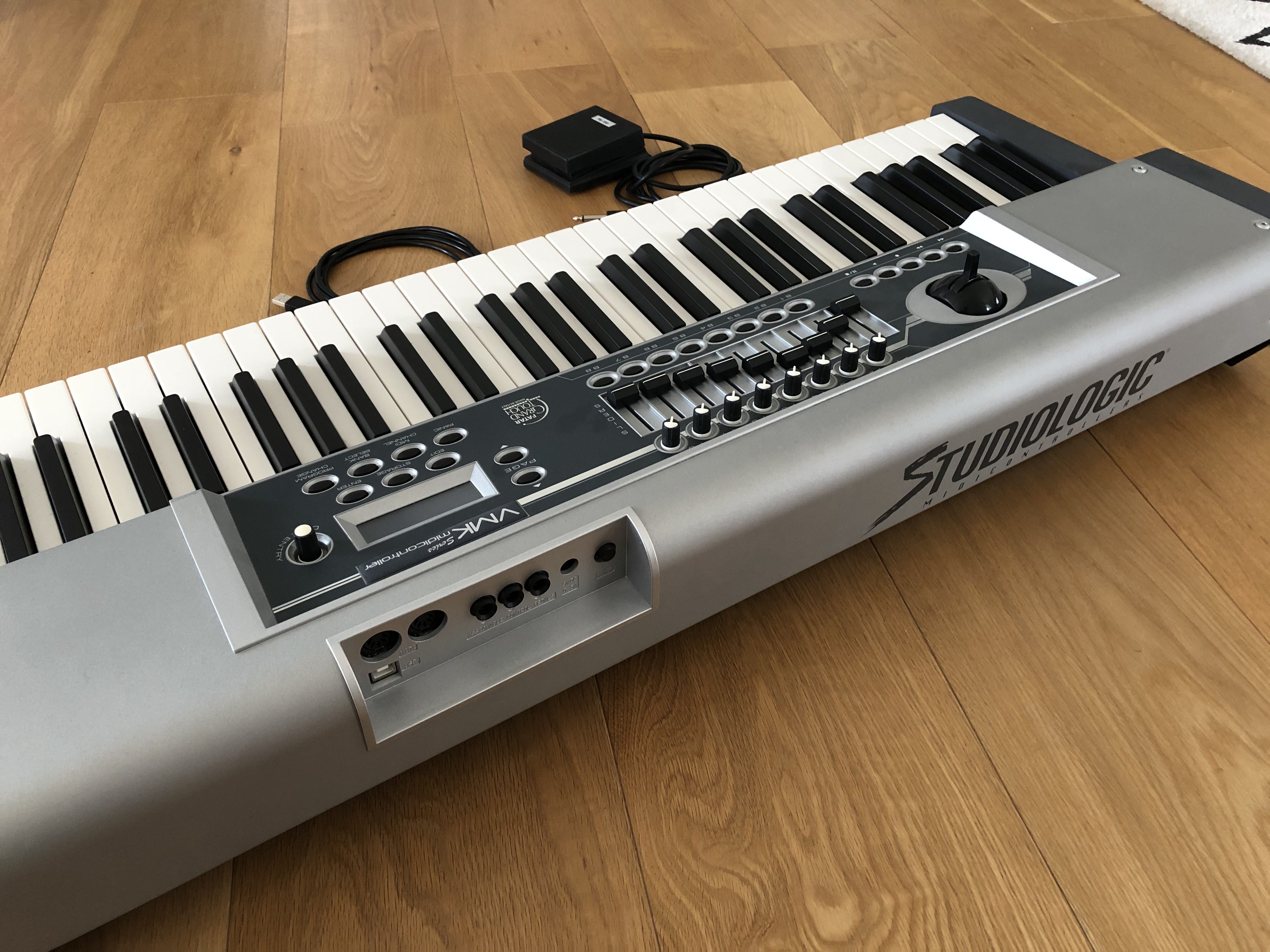 studiologic vmk161