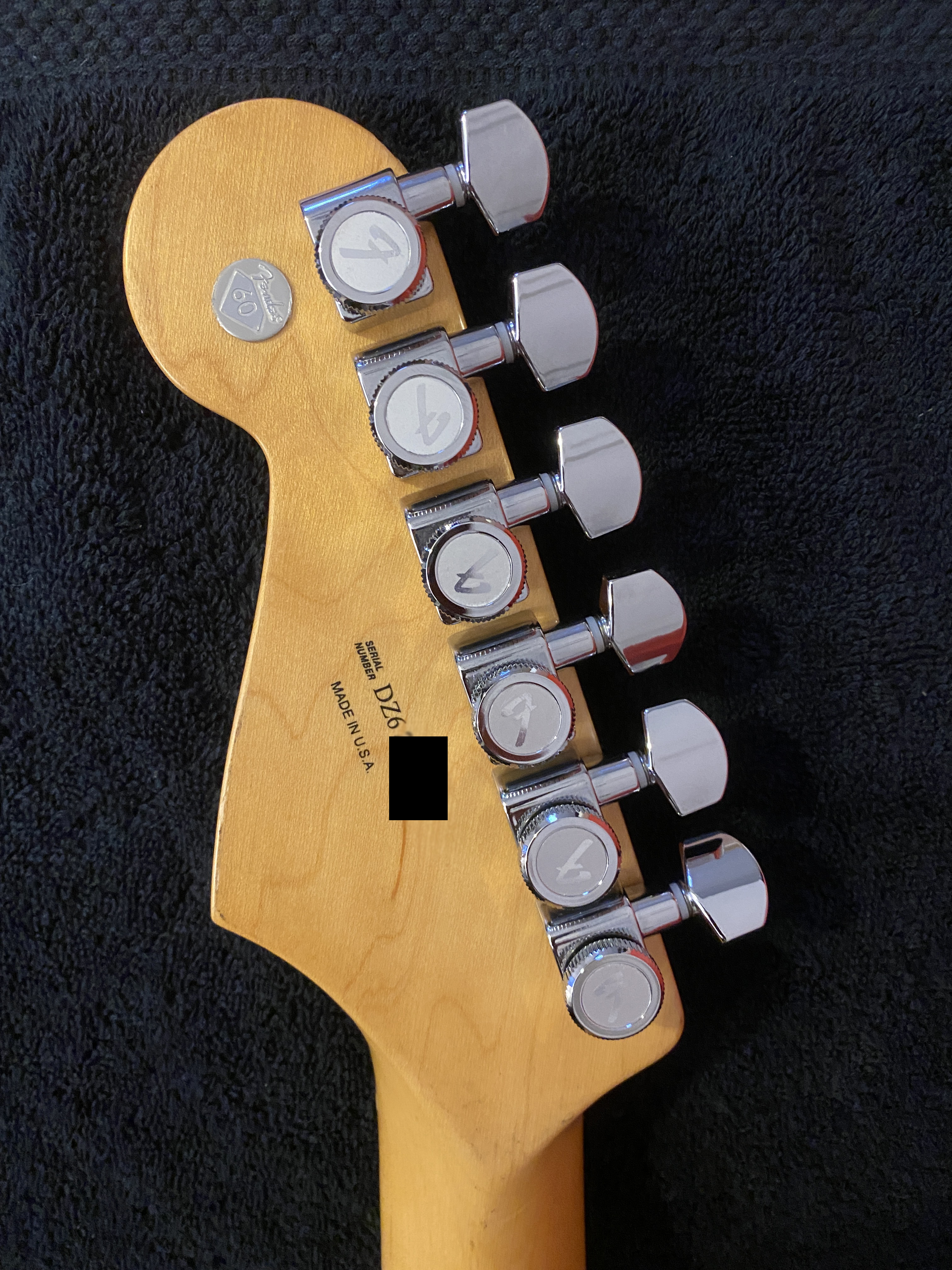 60th Anniversary Standard Stratocaster (2006) Fender - Audiofanzine