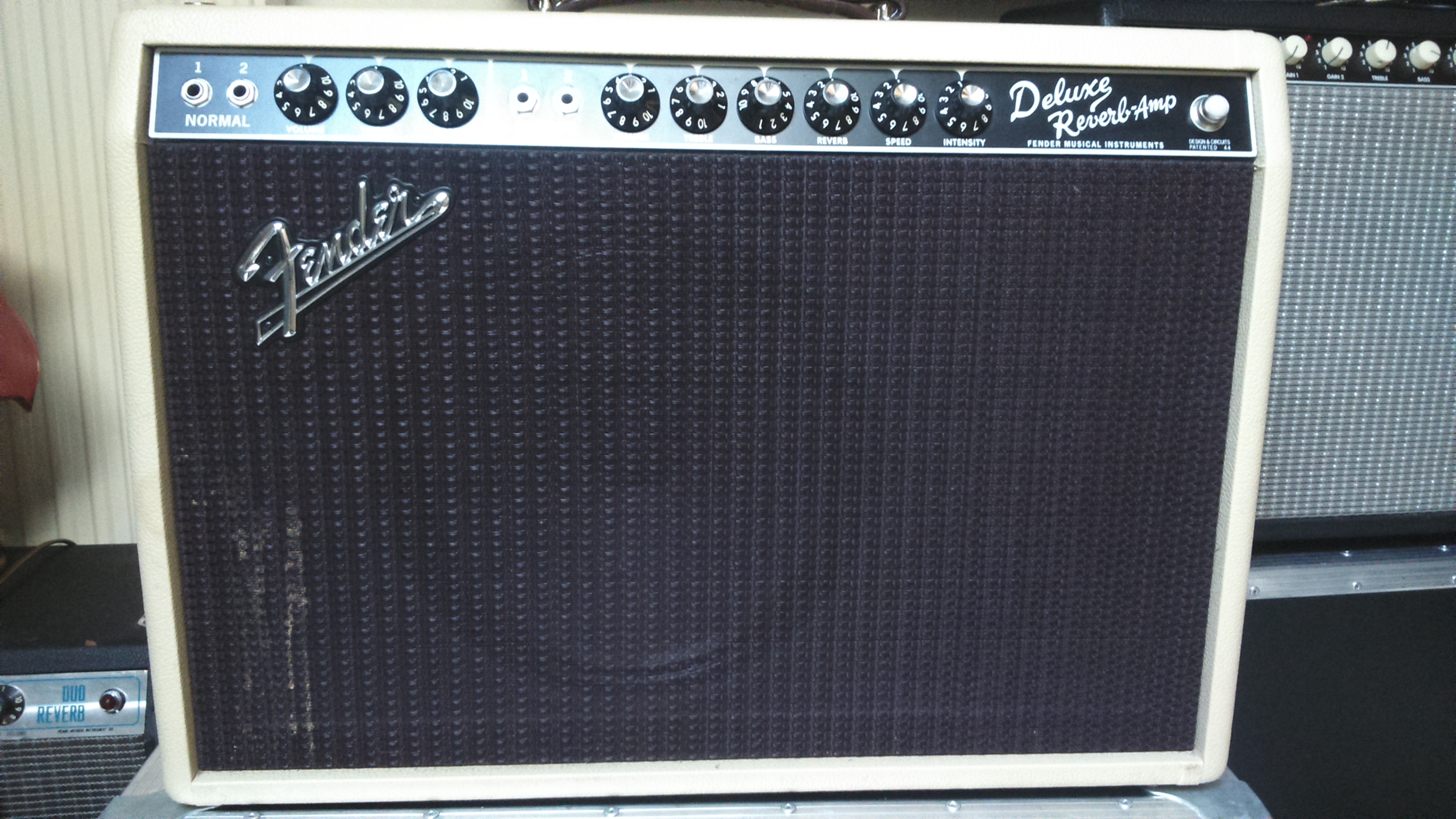 Fender '65 Deluxe Reverb [1993-Current] image (#1868551) - Audiofanzine