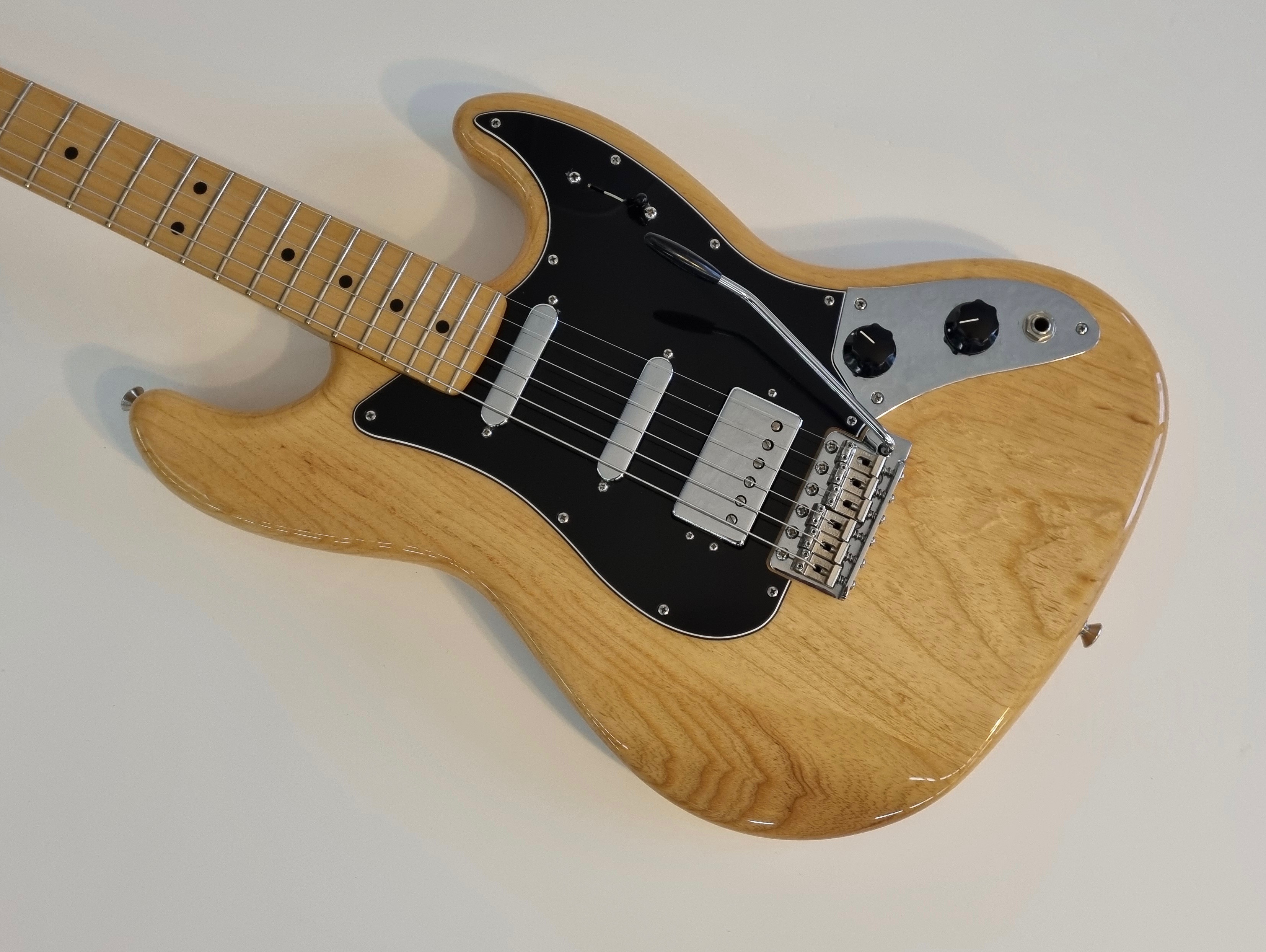 Alternate Reality The SixtySix Fender Audiofanzine