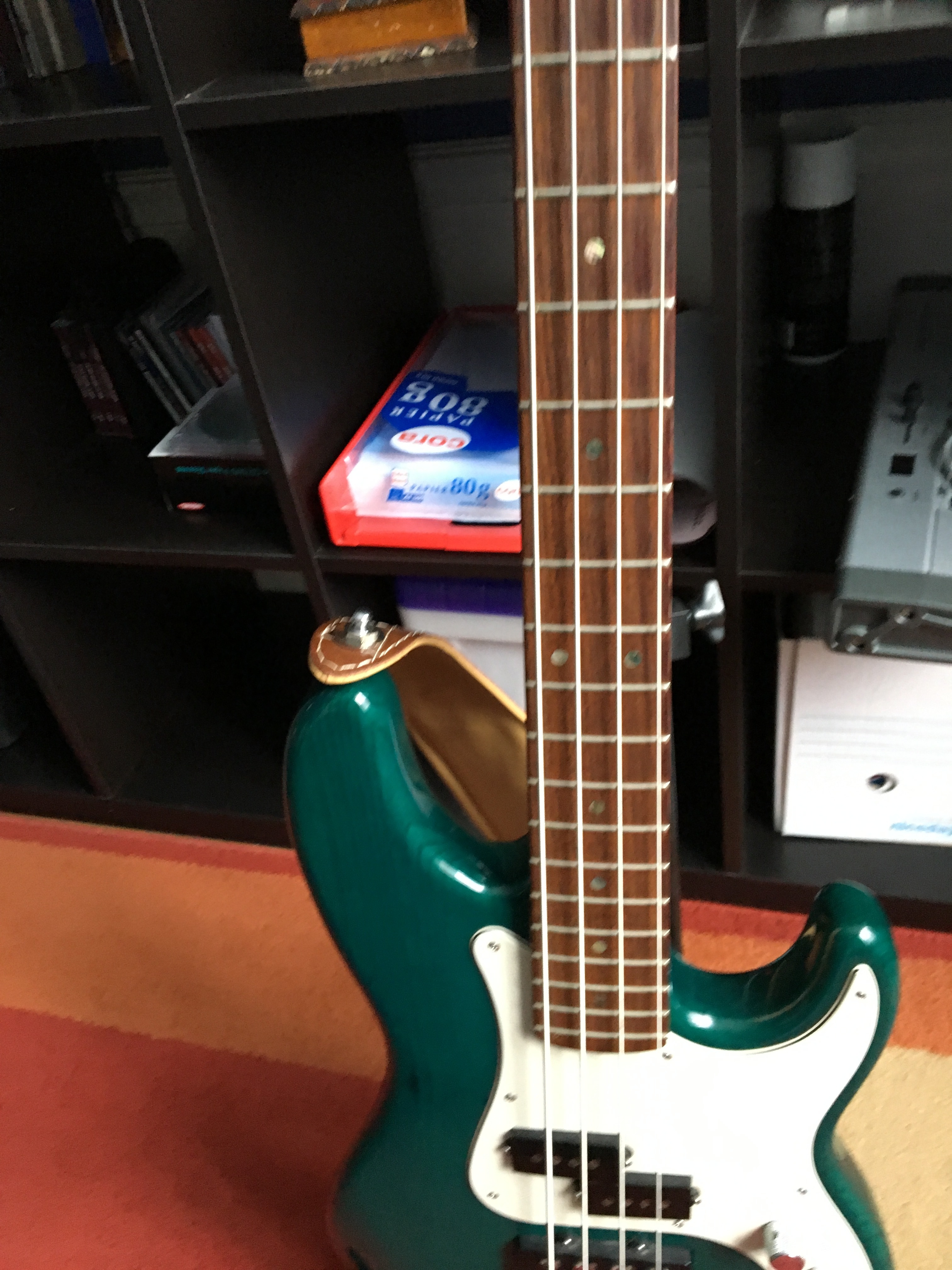 American Deluxe Precision Bass [20032009] Fender Audiofanzine