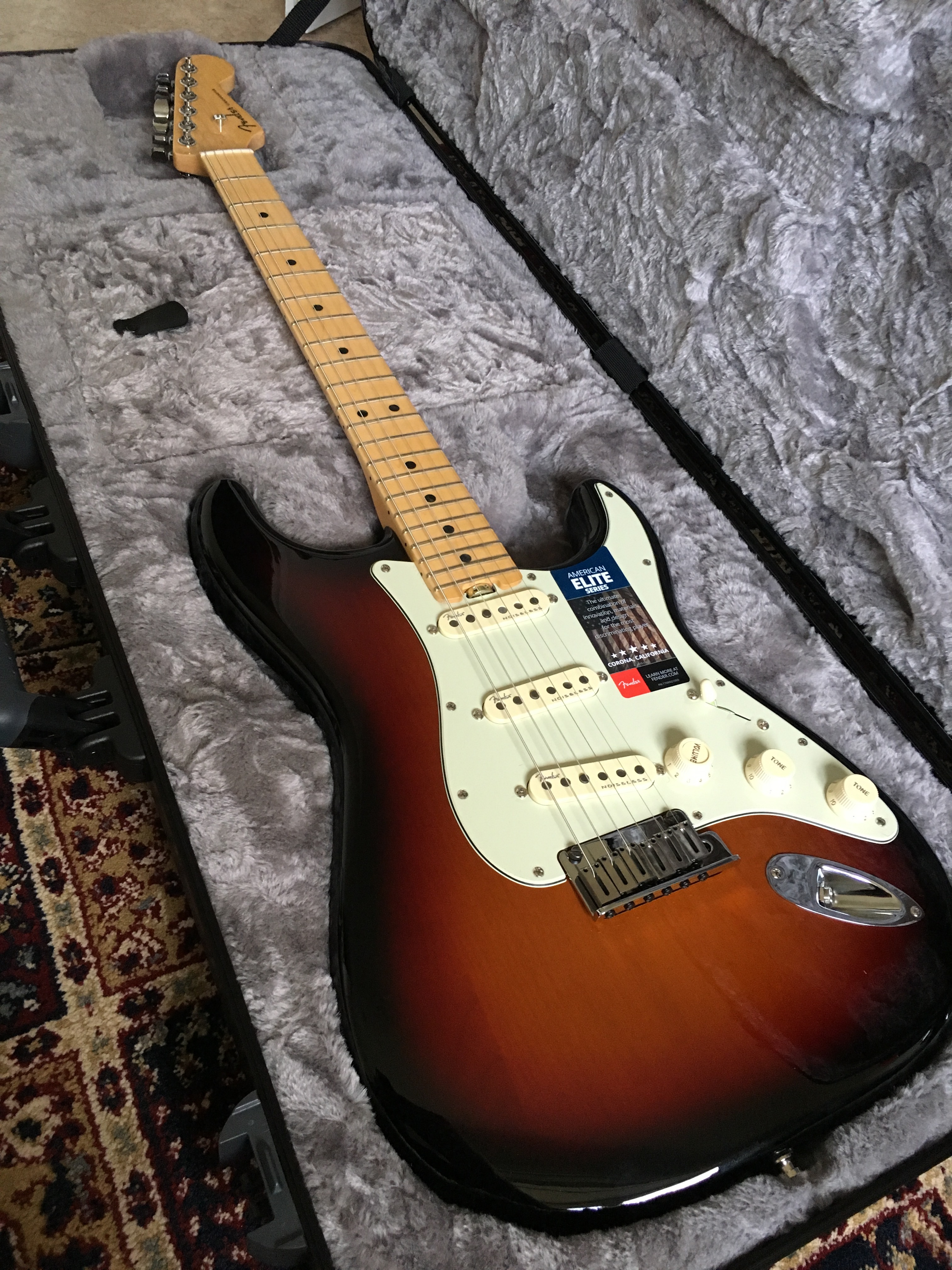 Photo Fender American Elite Stratocaster Fender American Elite Stratocaster (65966) (1622389