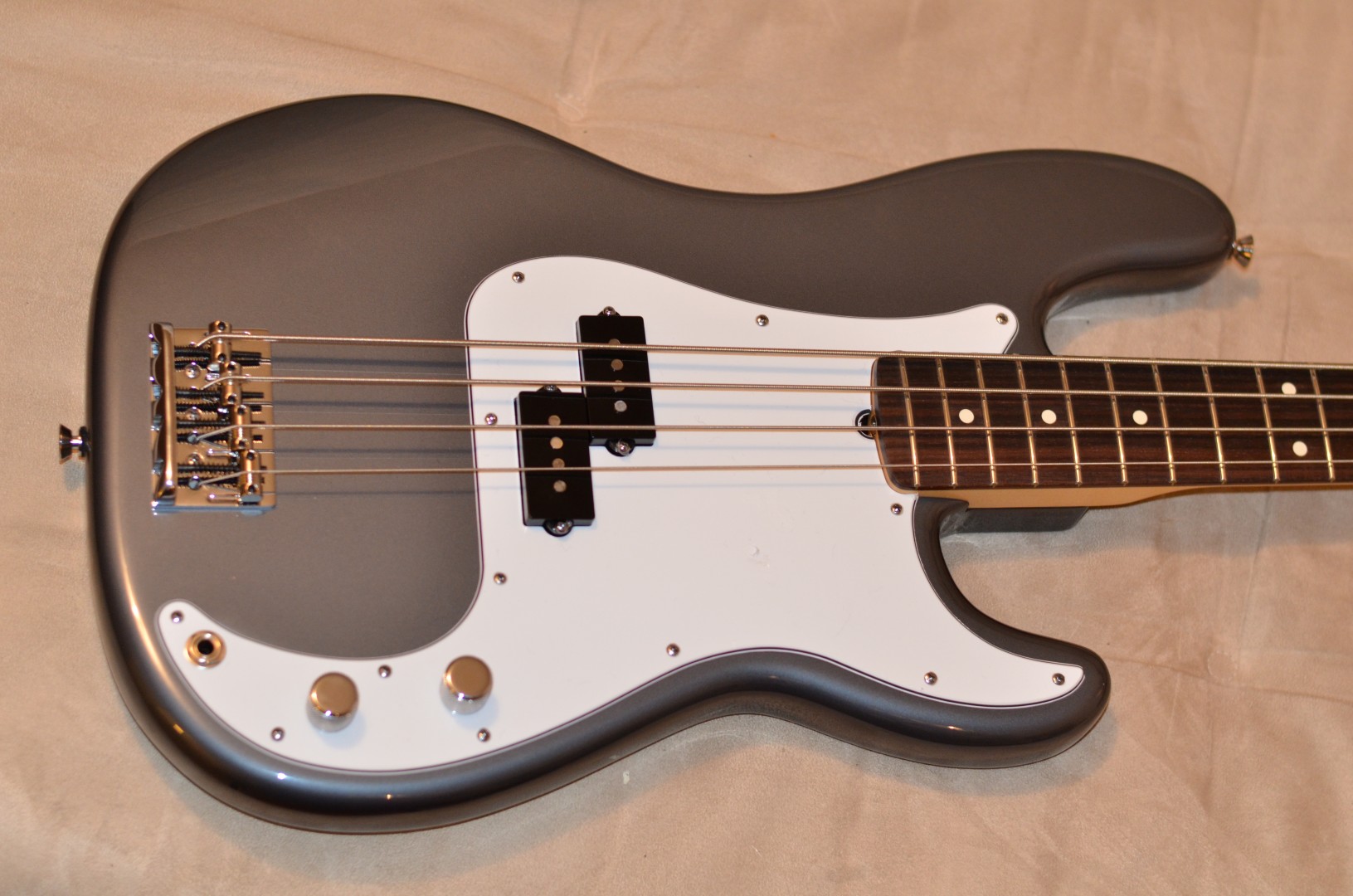 Fender American Standard Precision Bass [20082012] image (508679