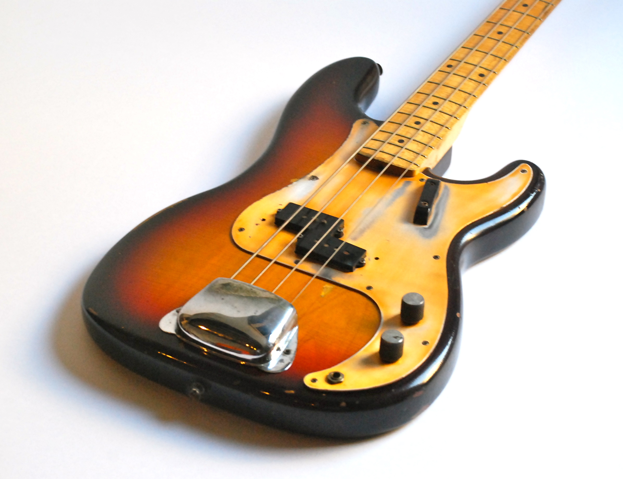 Fender American Vintage '58 Precision Bass image (#730297) - Audiofanzine