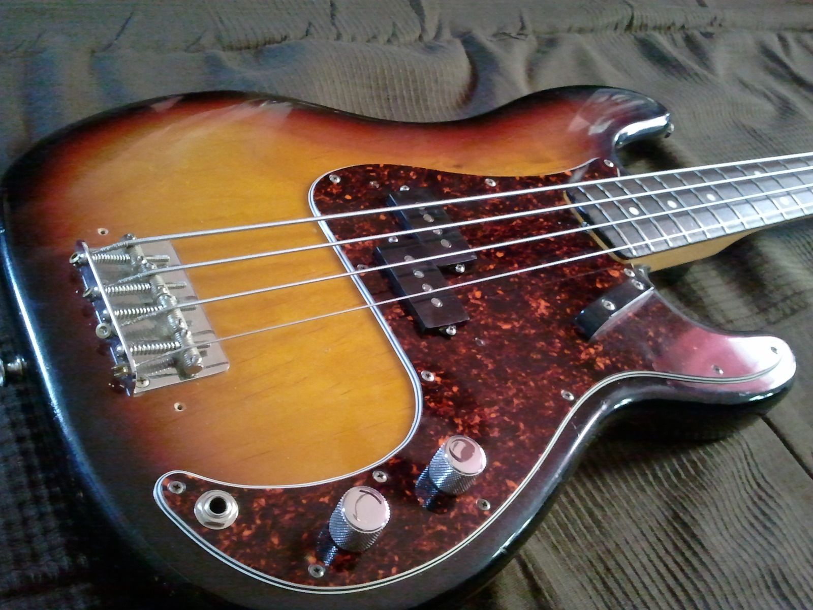 Photo Fender American Vintage 62 Precision Bass Fender Precision