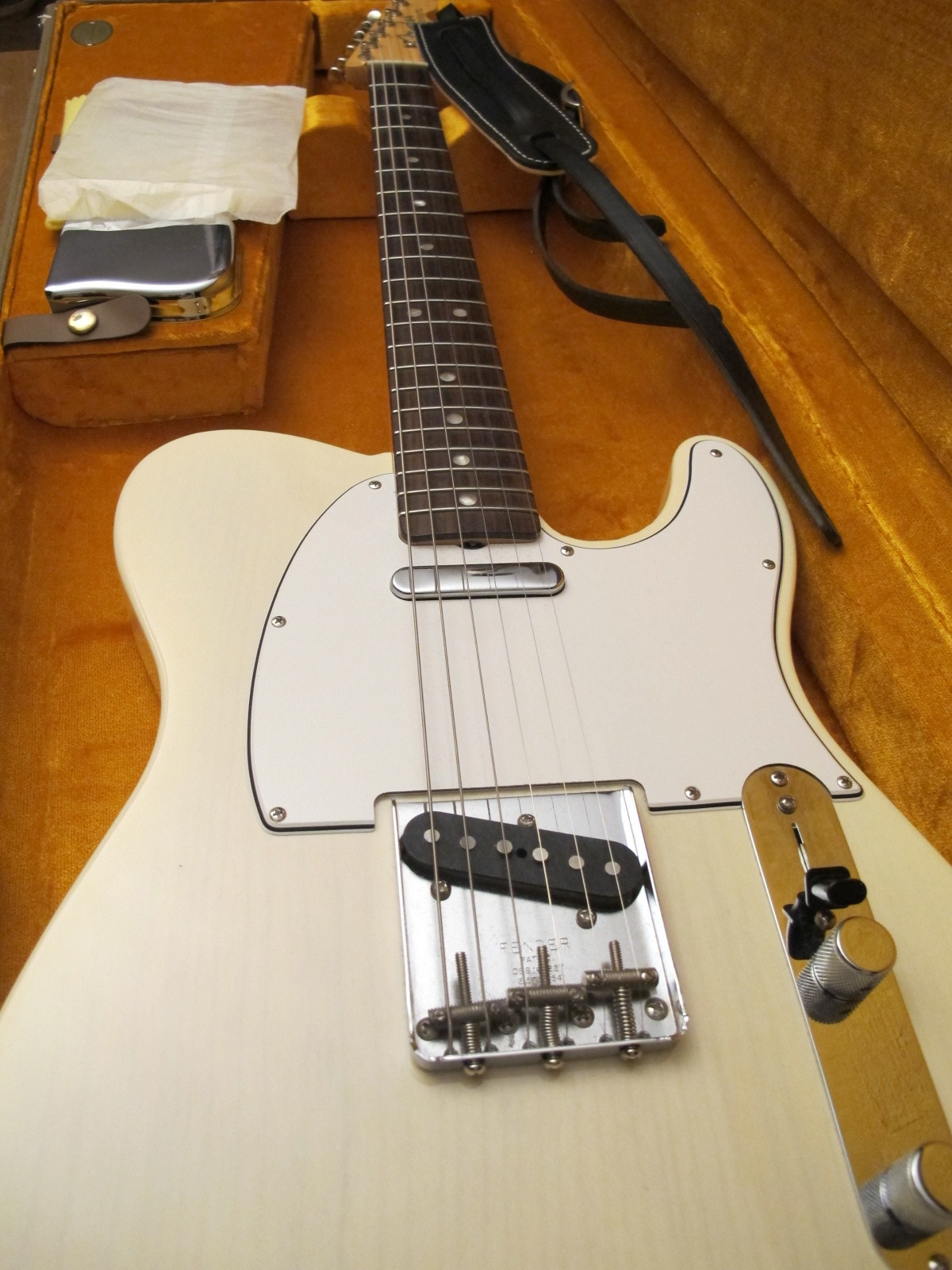 Fender American Vintage '64 Telecaster image (#781509) - Audiofanzine