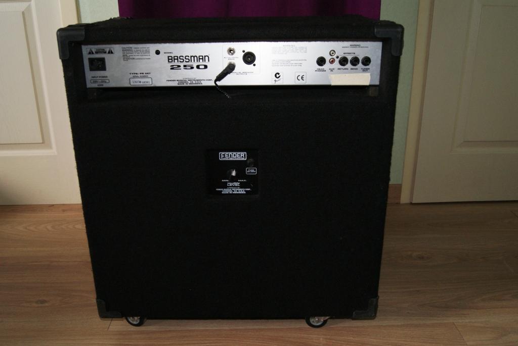 BASSMAN 250 COMBO 2X10 Fender Bassman 250 Combo 2x10 Audiofanzine
