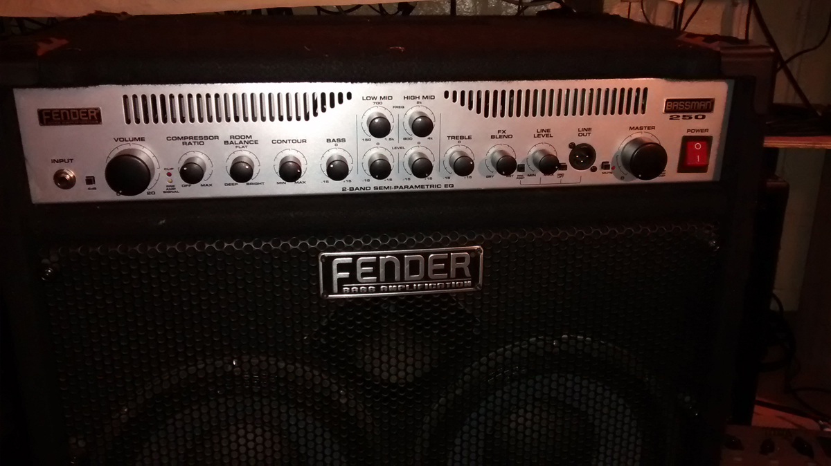 Photo Fender Bassman 250 Combo 2x10 Fender Bassman 250 Combo 2x10