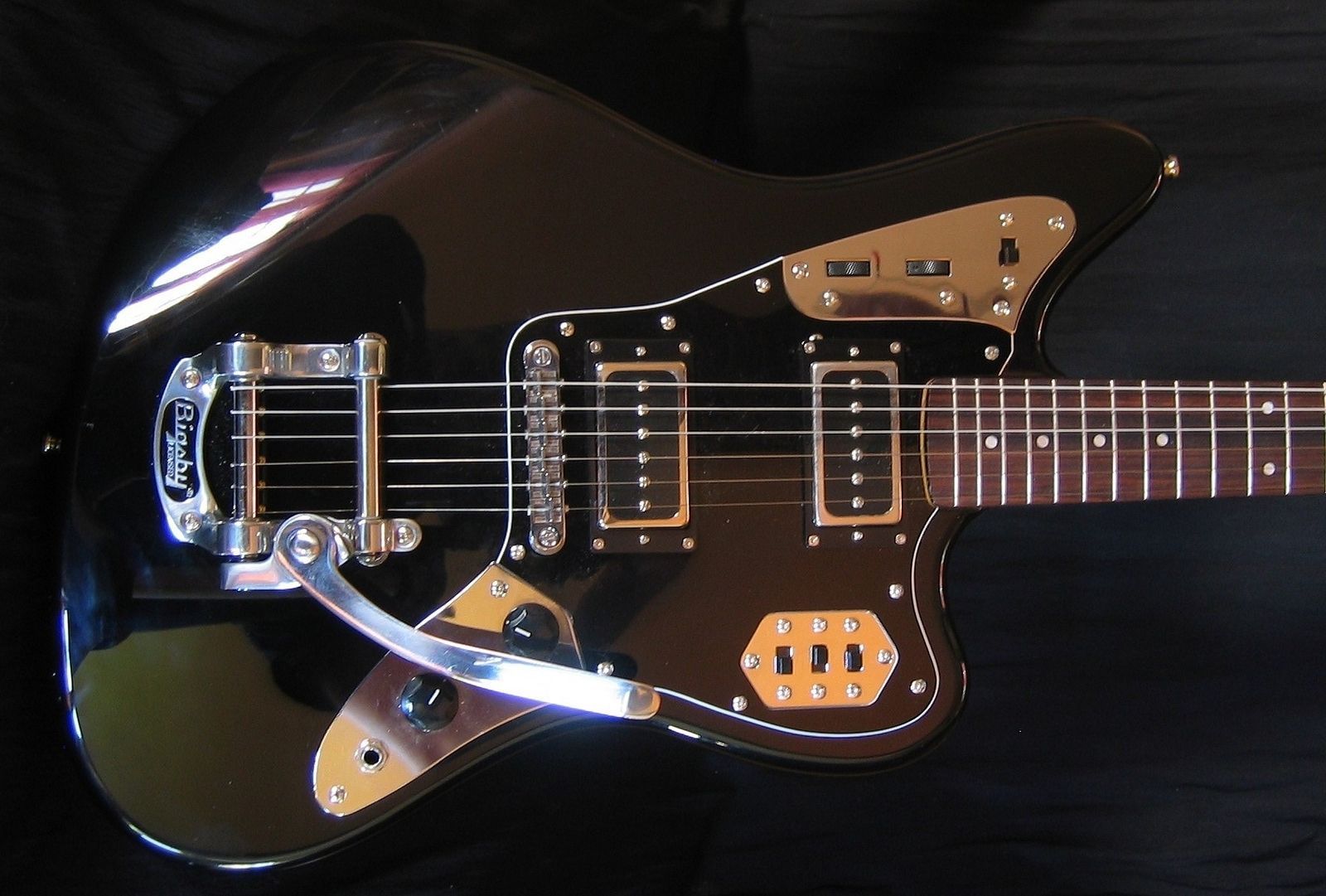 Электрогитара fender jaguar