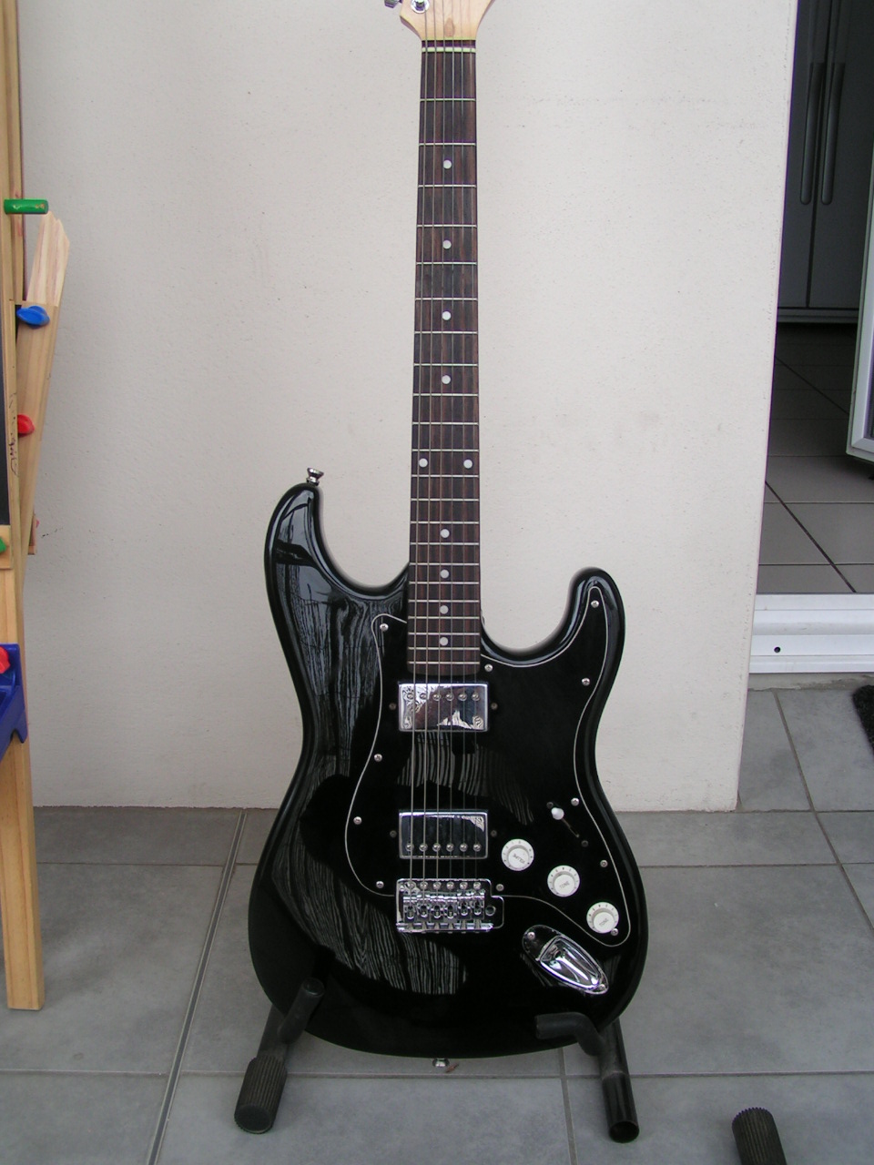 Photo Fender Blacktop Stratocaster HH Fender [Blacktop Series