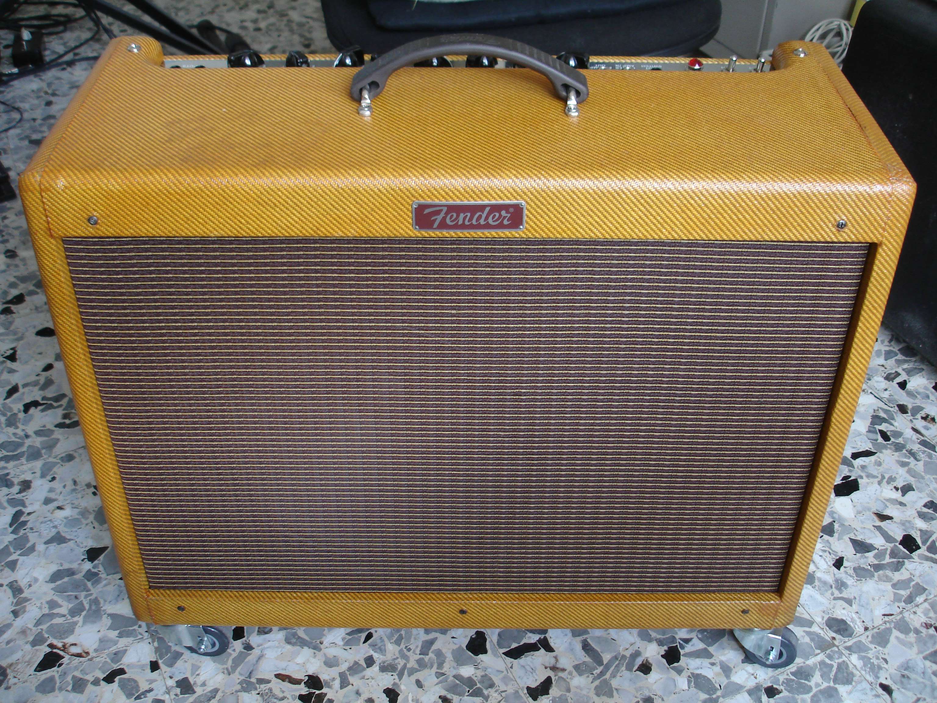 Photo Fender Blues Deluxe "Smoky Tweed" Fender [Limited Edition
