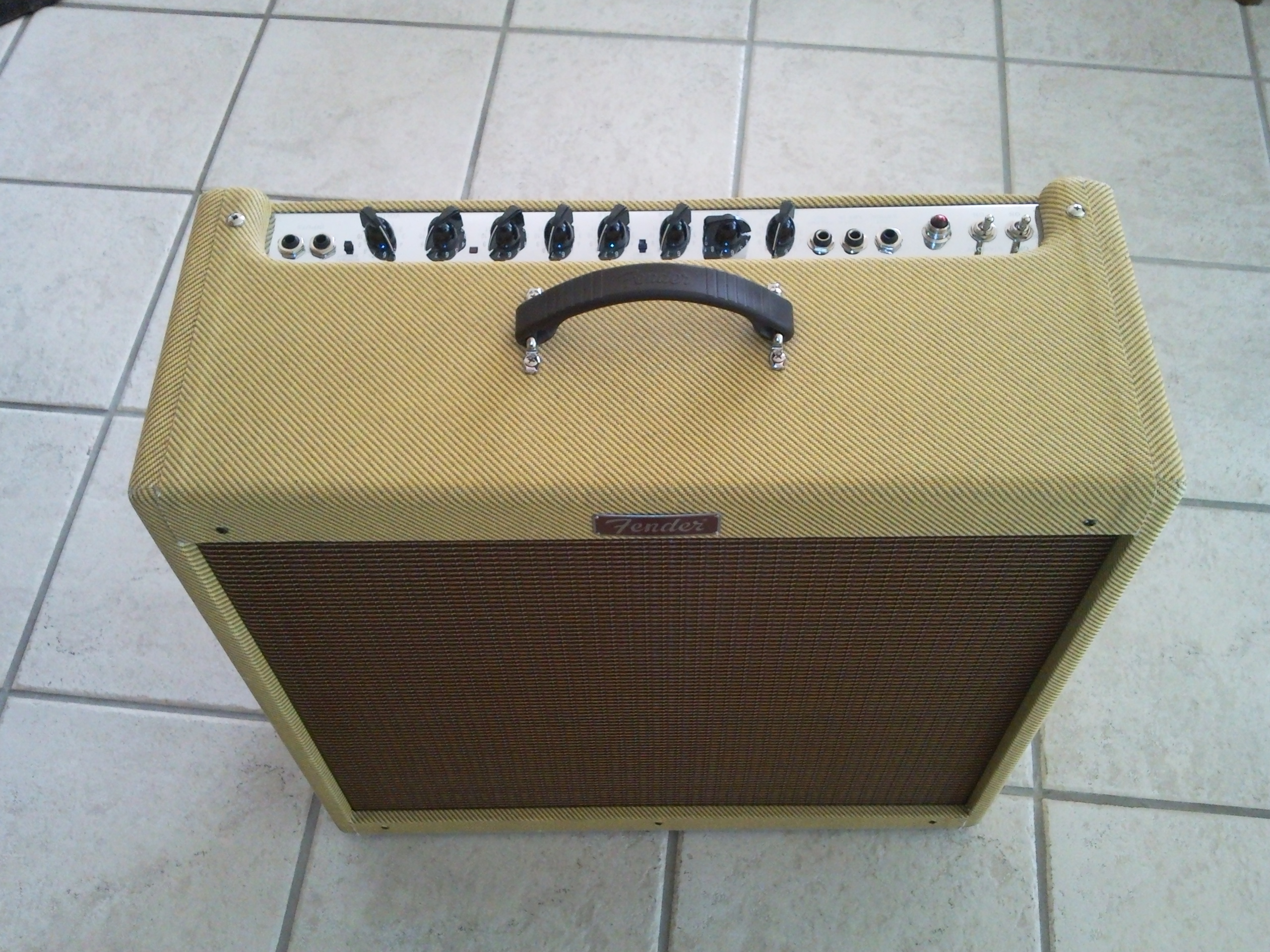 Photo Fender Blues DeVille 410 Reissue Fender [Hot Rod Series] Blues