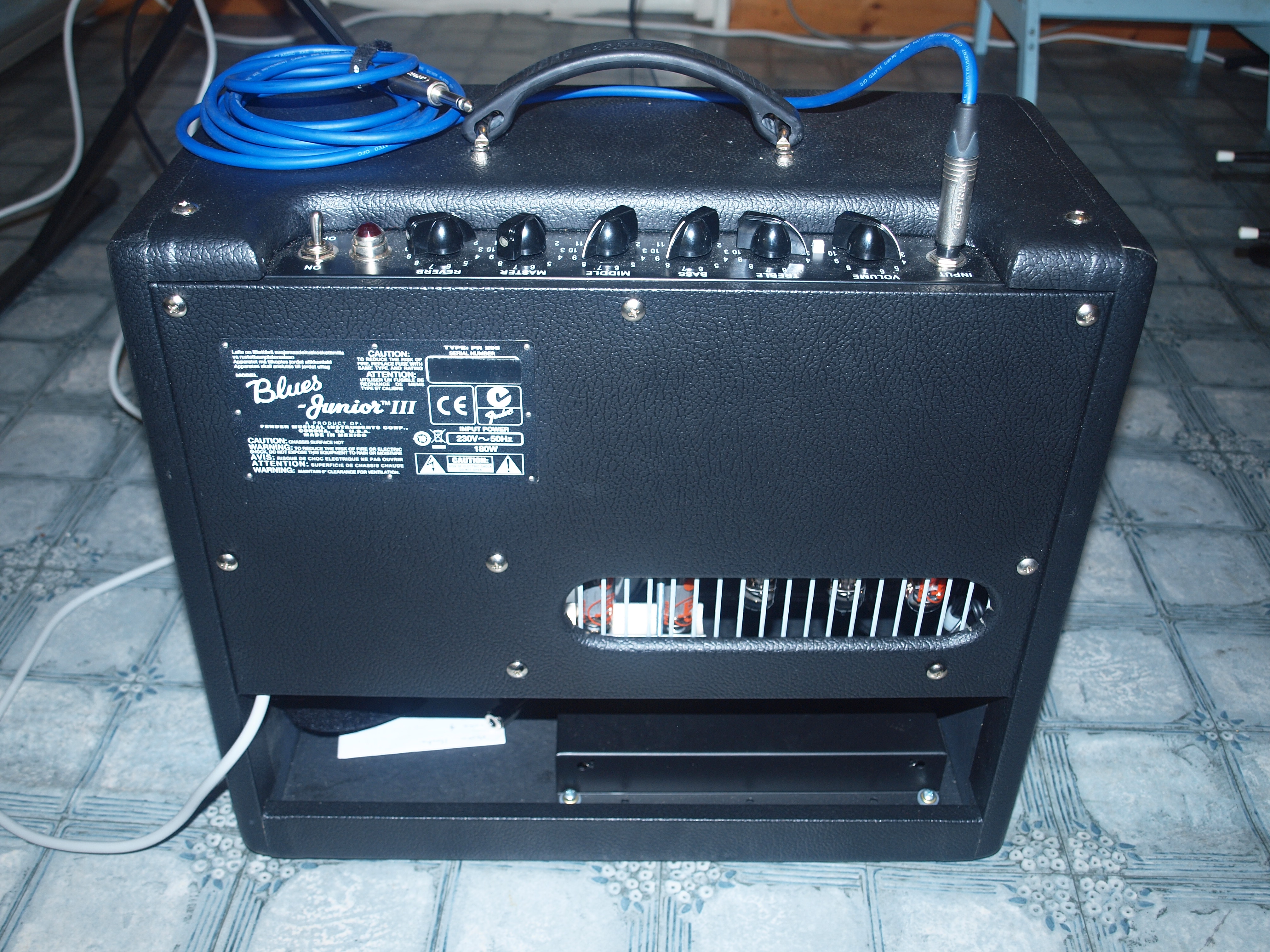 Ampli Fender Blues Junior 3 (Centre) Audiofanzine