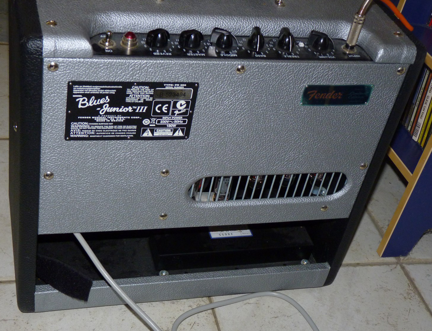 Blues Junior III "Silver Noir" Fender Audiofanzine