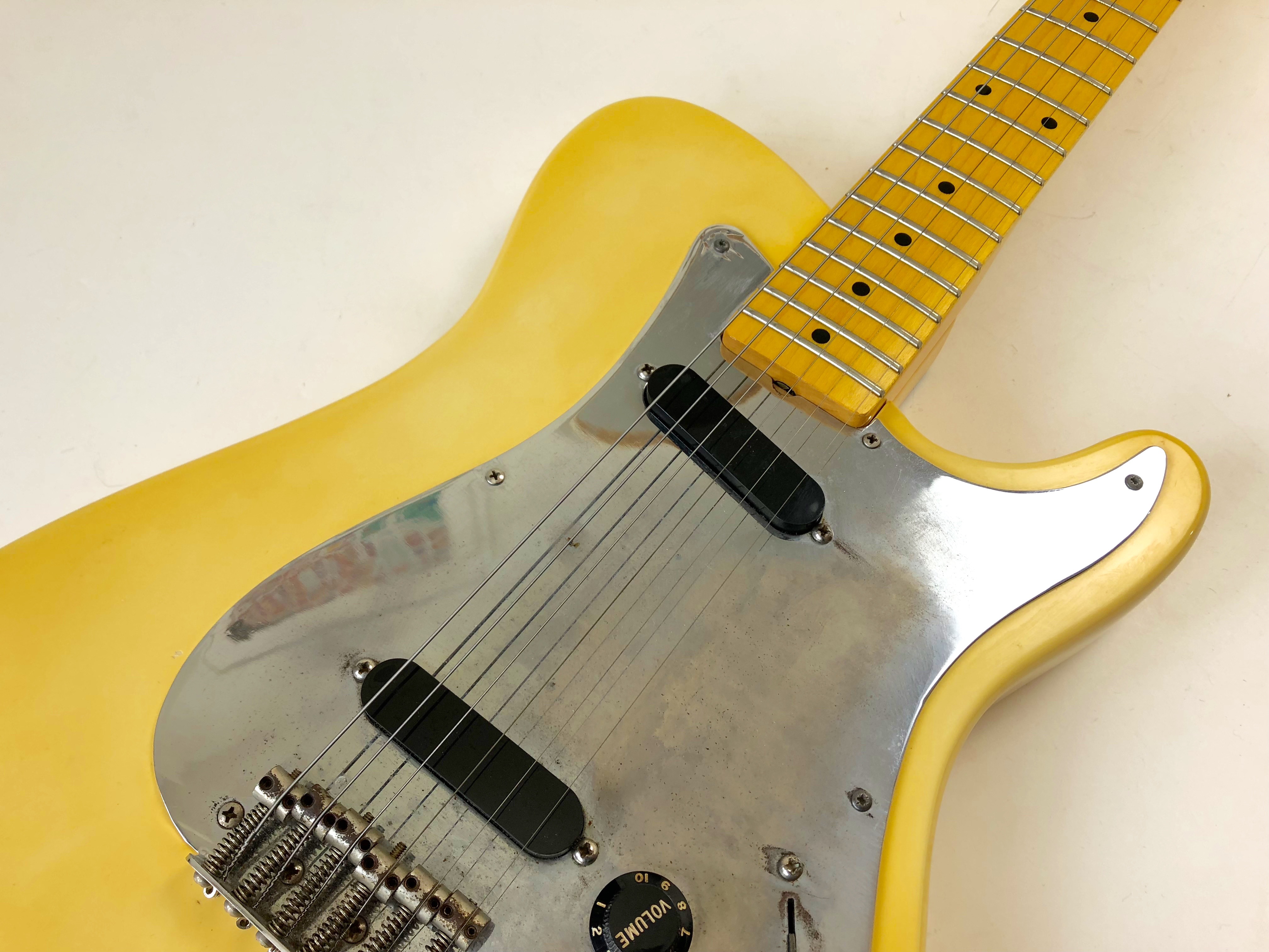 Bullet Standard (1981) Fender Bullet Standard (1981) Audiofanzine