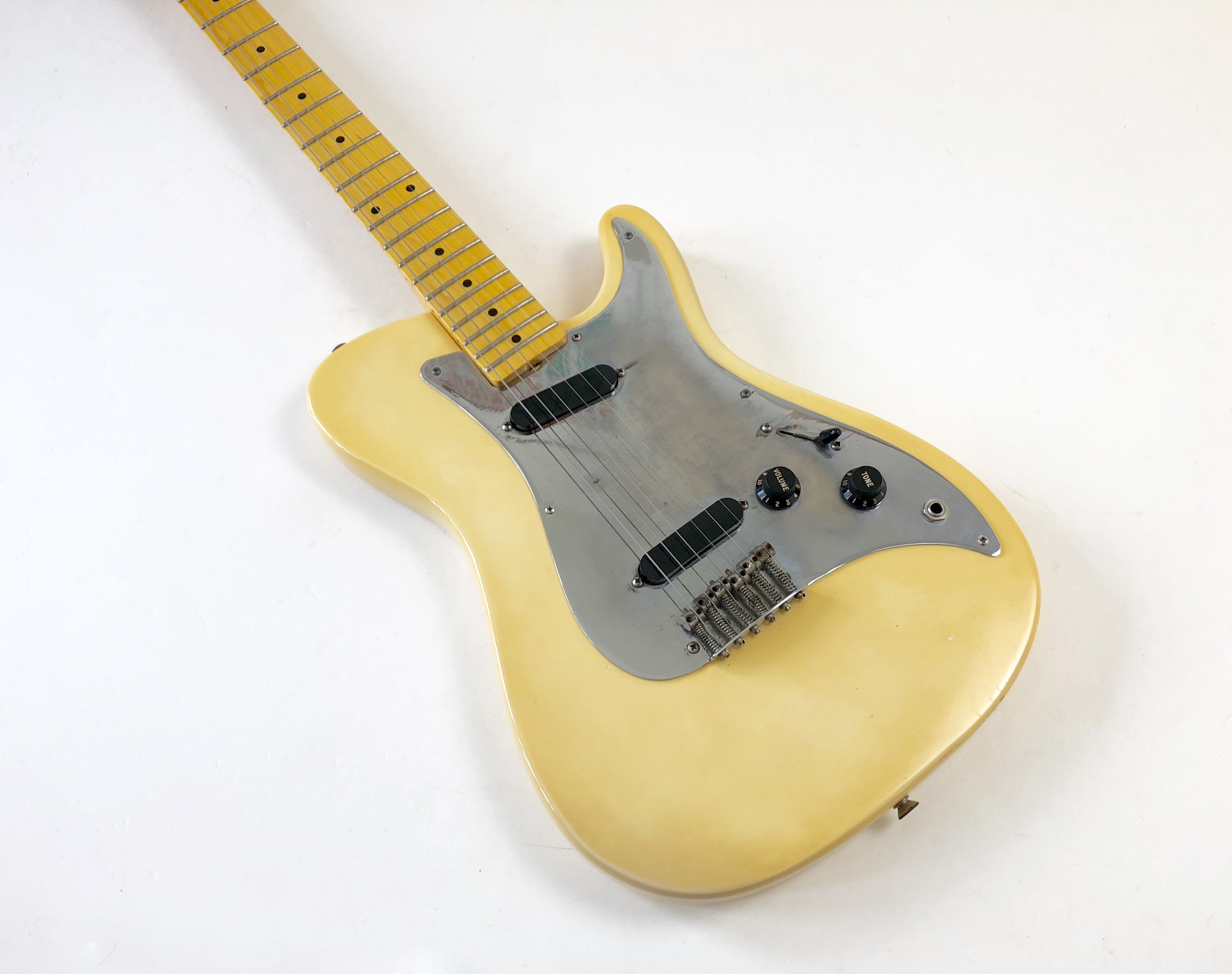 Bullet Standard (1981) Fender Bullet Standard (1981) Audiofanzine