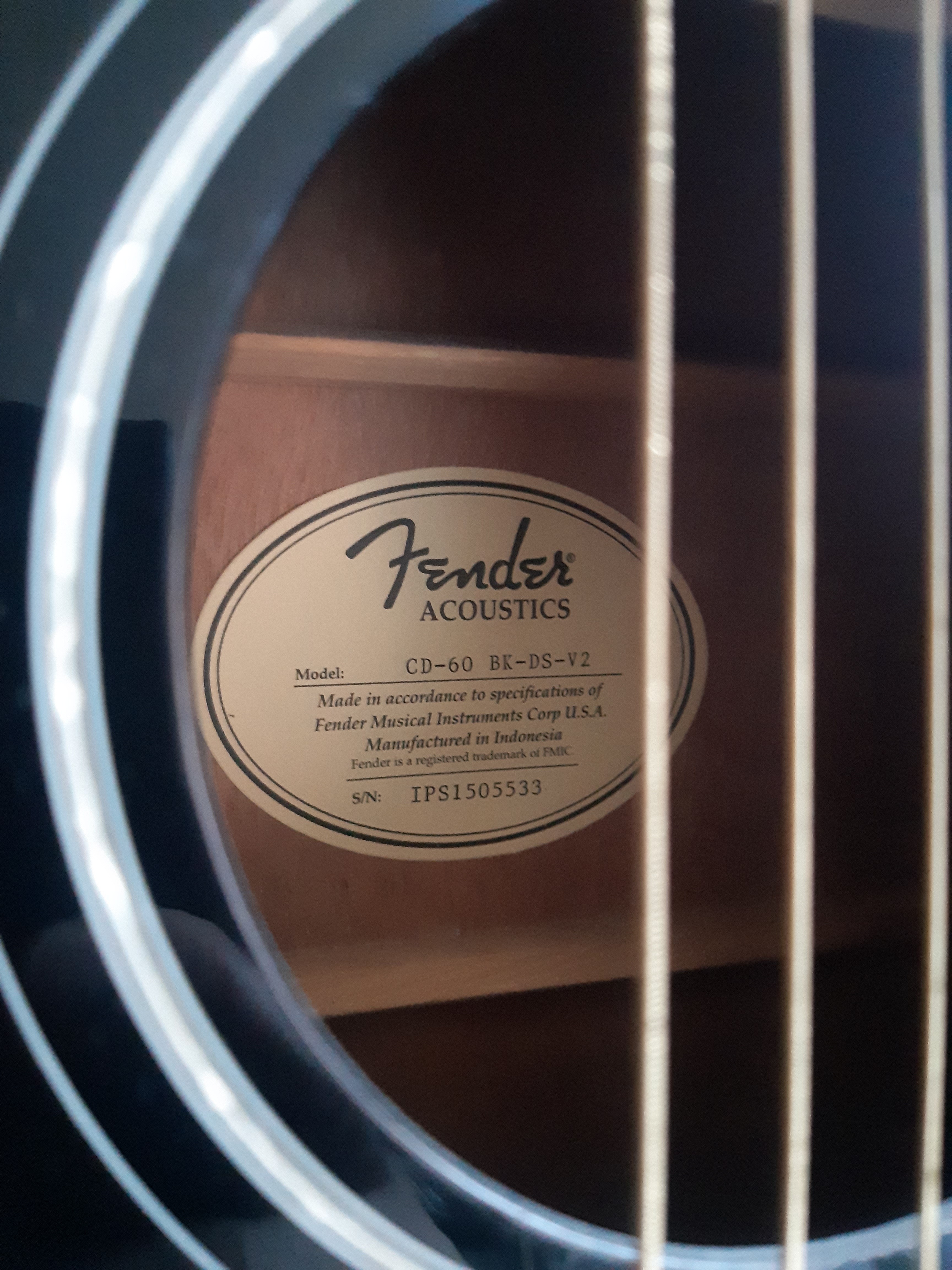 Sitcom whiskey mistress Guitare acoustique Fender CD-60 BK-DS-V2 (Ile-de-France) - Audiofanzine