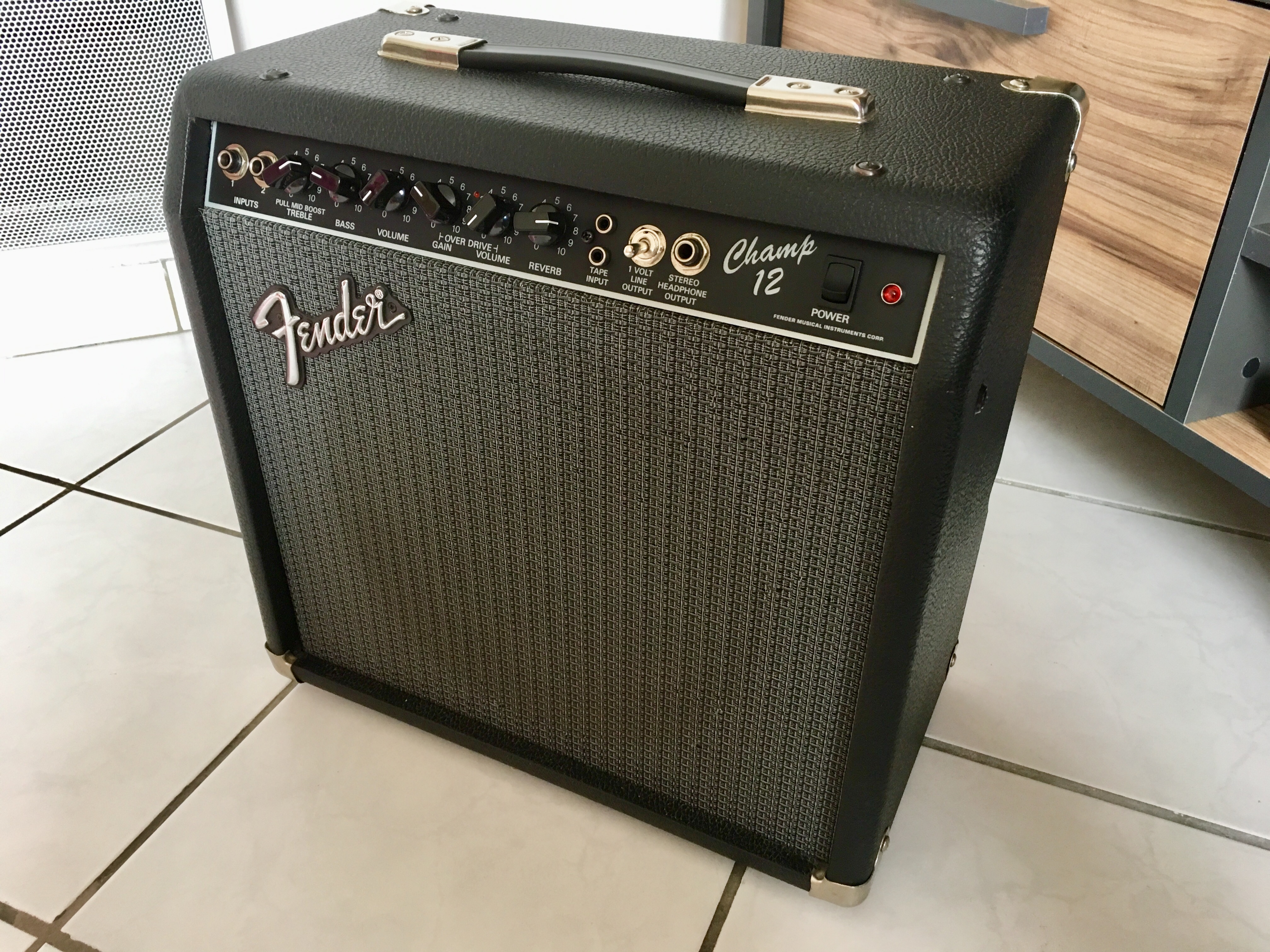 えます Fender 15w真空管アンプ の通販 by なめs shop｜フェンダーなら 