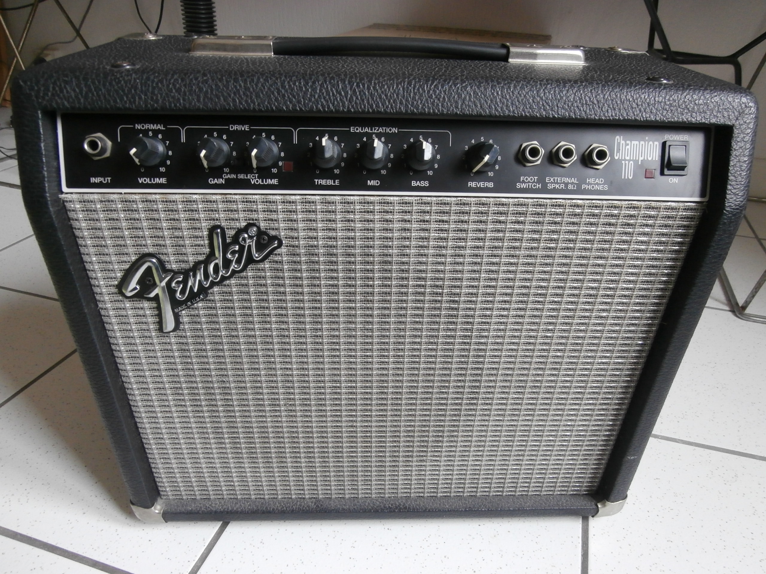 Photo Fender Champion 110 Fender Champion 110 (5788) (1070184) Audiofanzine
