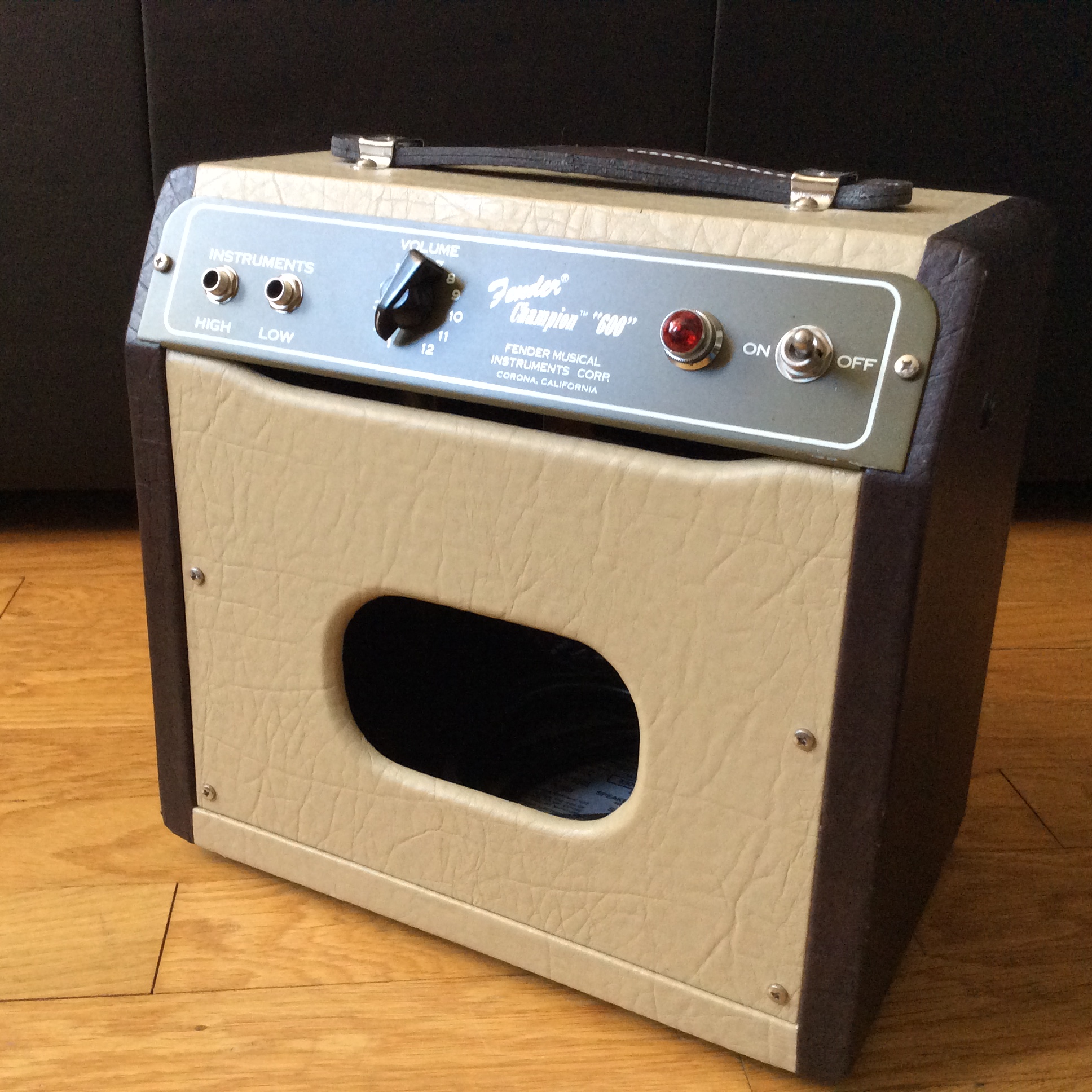 Fender Champion 600 フェンダー チャンピオン 600 - ギター