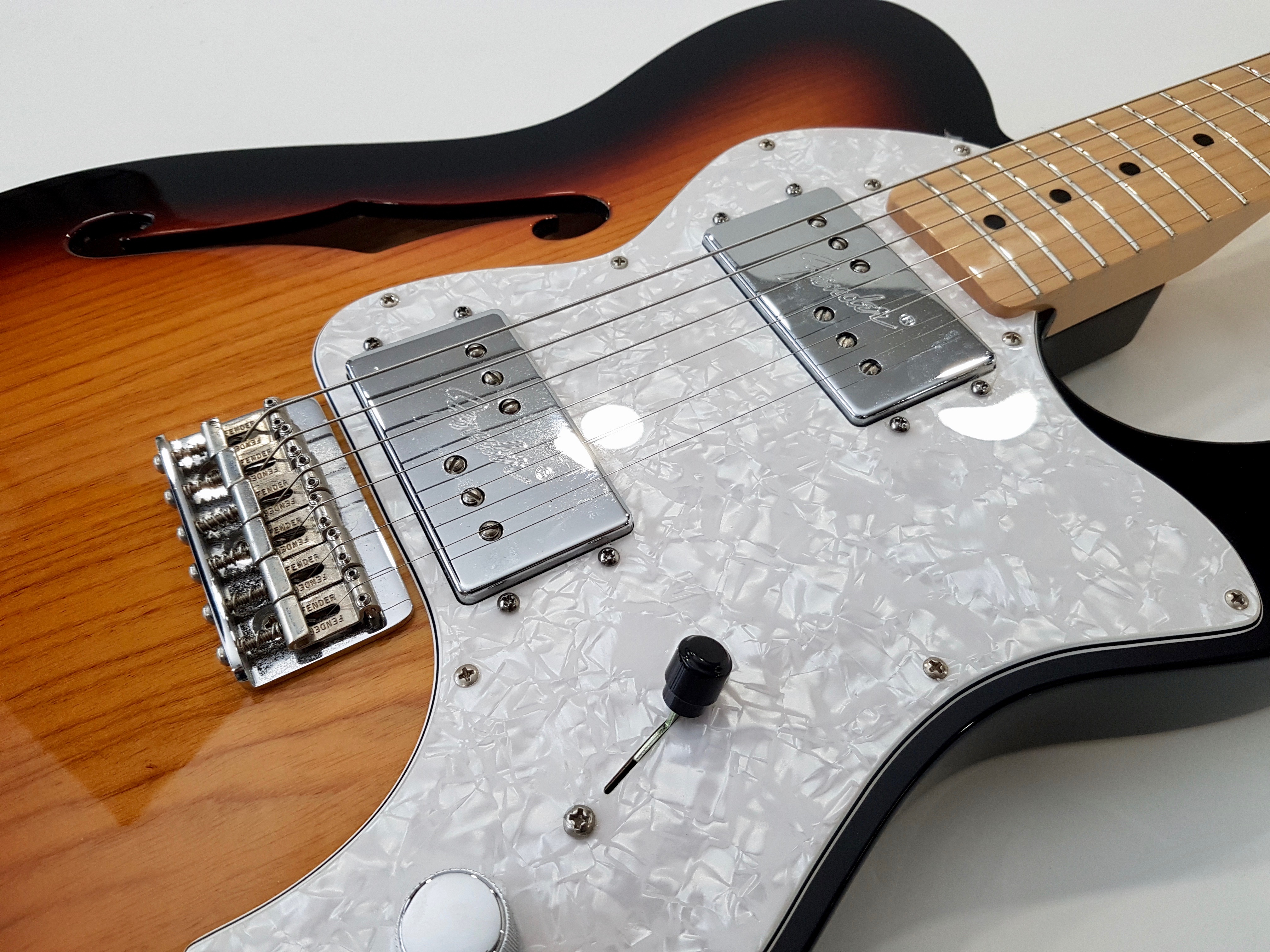 Classic Telecaster Thinline Fender Audiofanzine