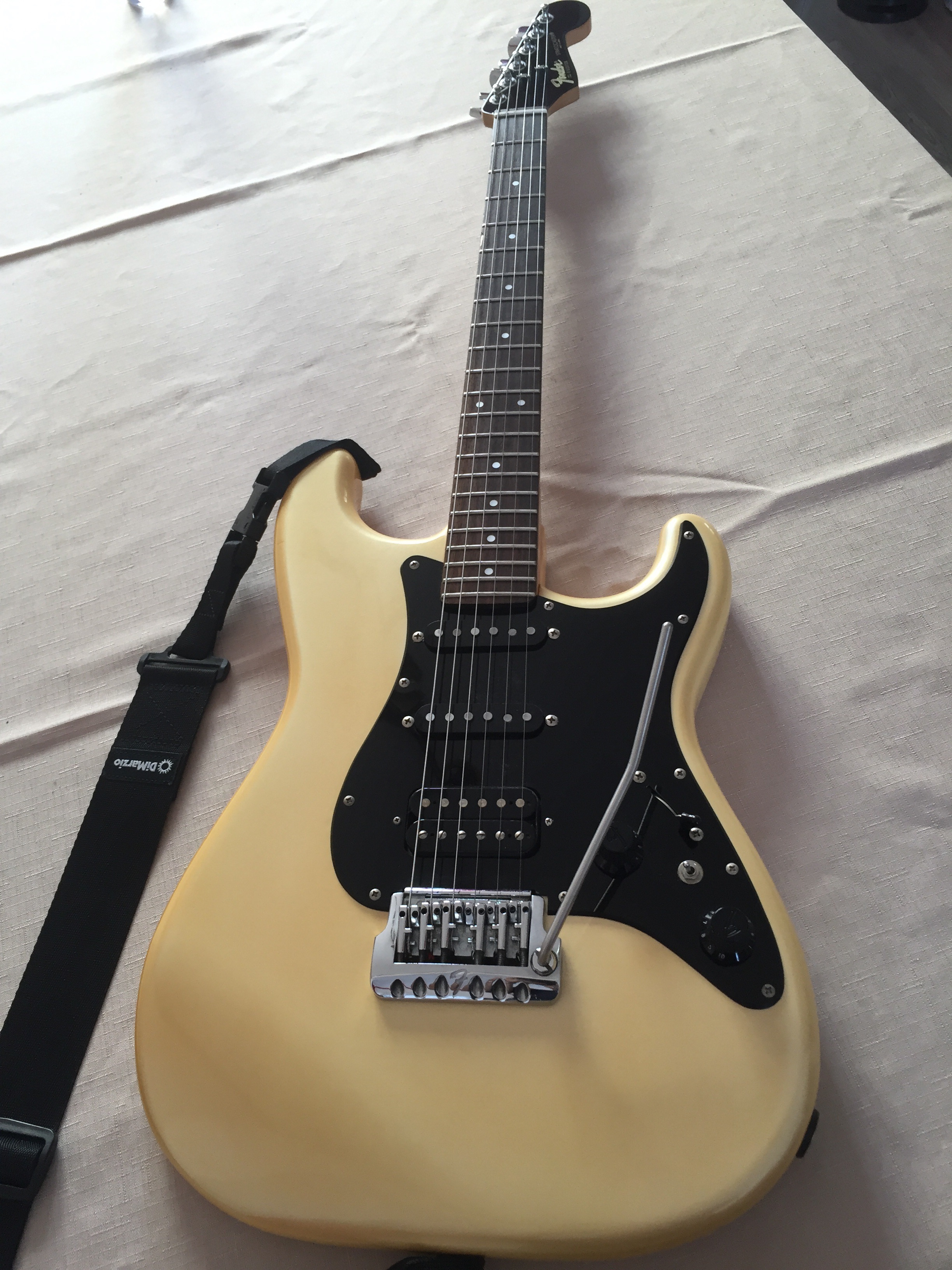 Contemporary Stratocaster Deluxe Fender Audiofanzine