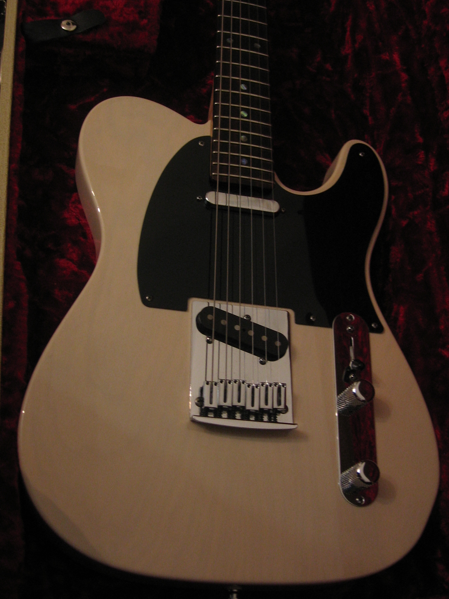 Custom Shop 2011 Custom Deluxe Telecaster Fender Audiofanzine