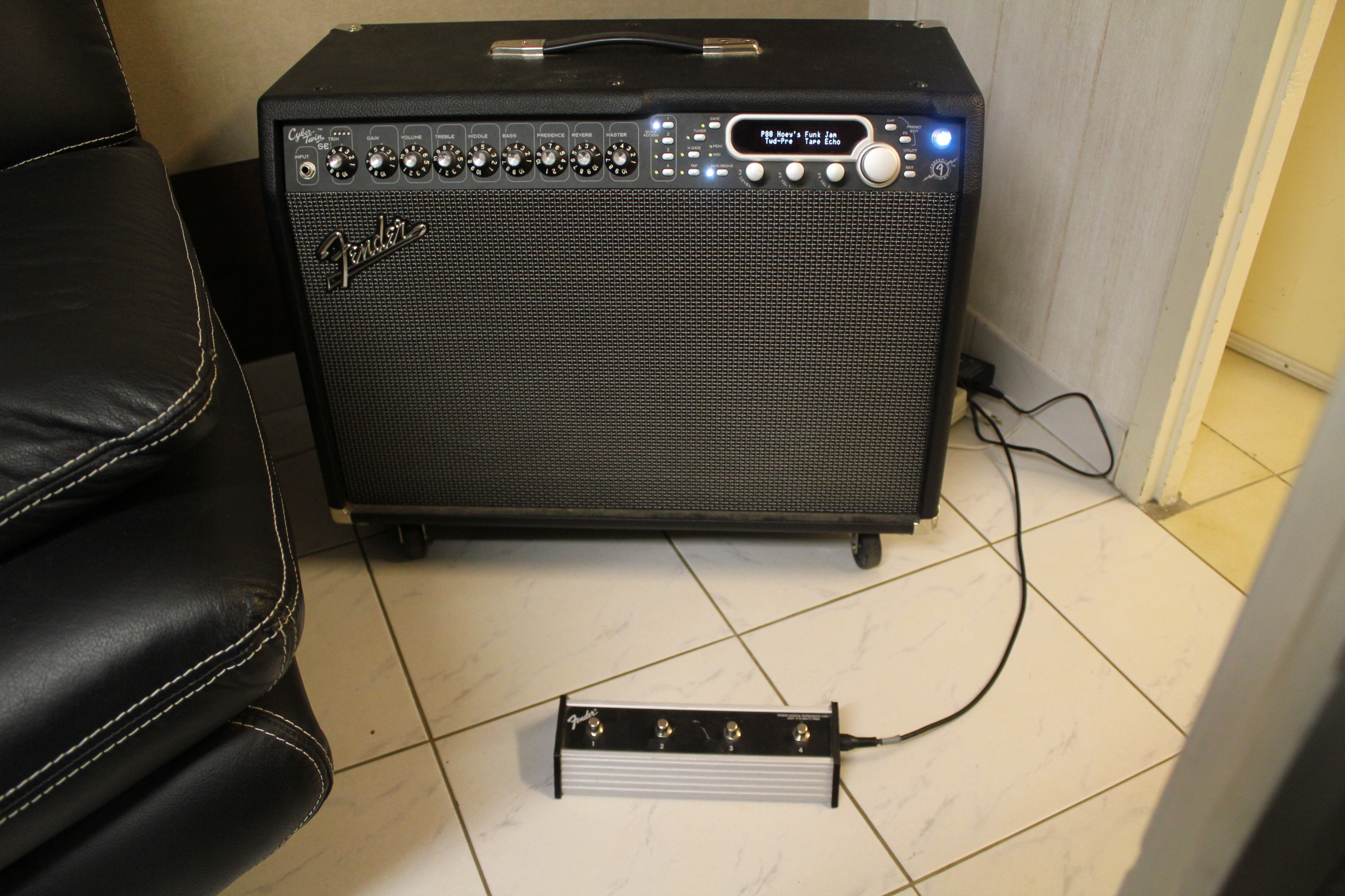 Fender CyberTwin SE image (235724) Audiofanzine