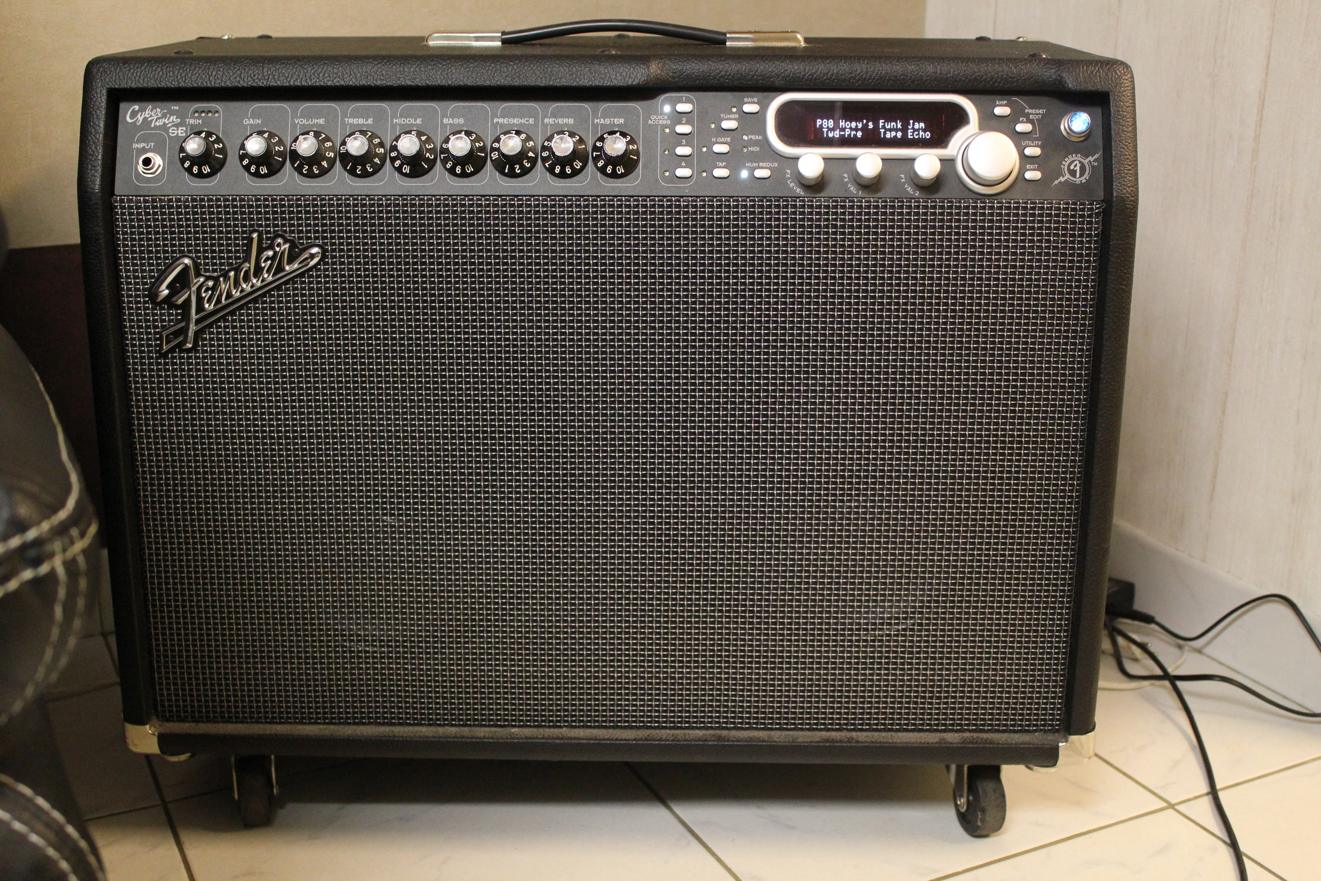 Fender CyberTwin SE image (235728) Audiofanzine