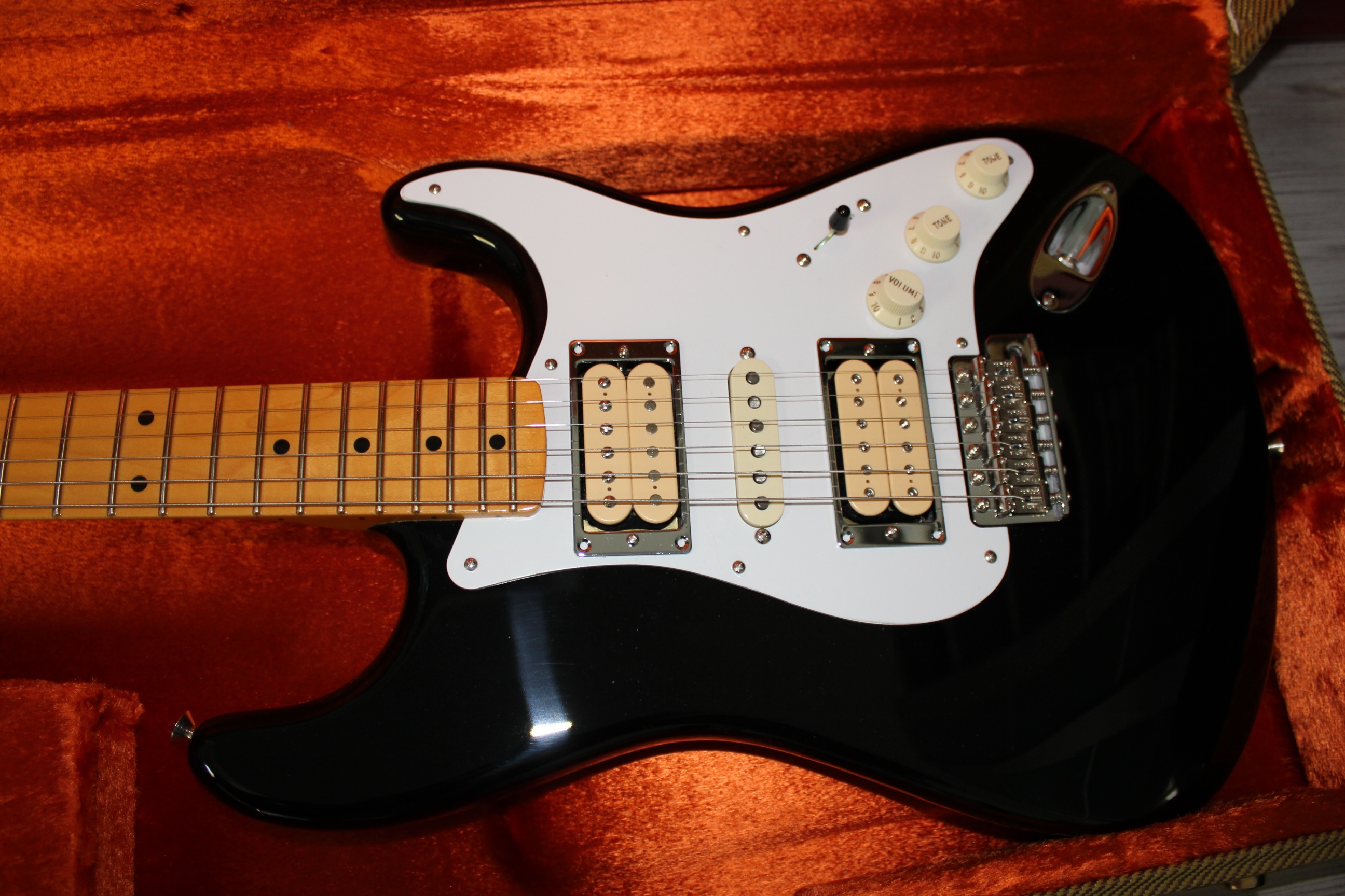 Fender Dave Murray Stratocaster [2008-2014] image (#437058) - Audiofanzine