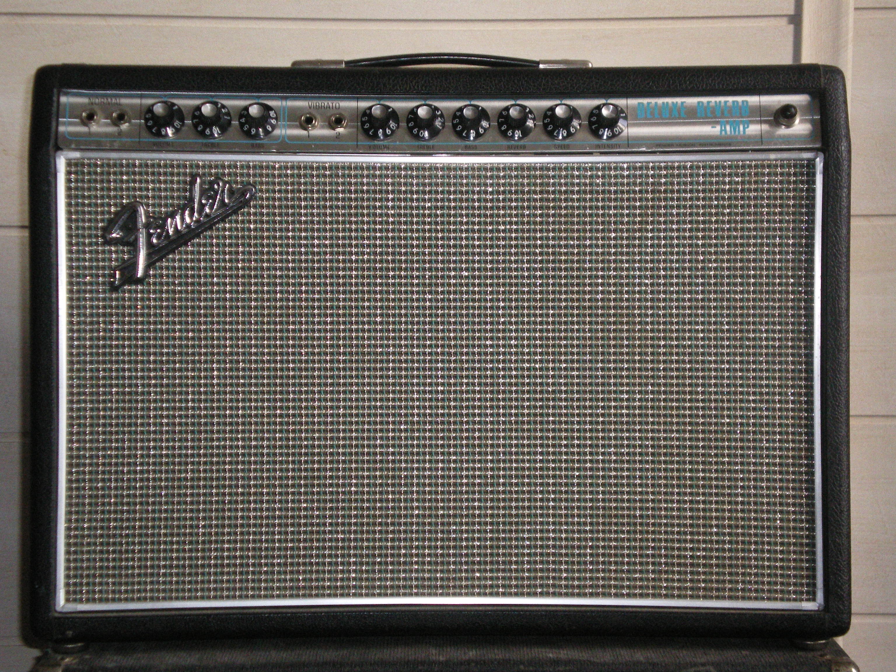 Fender Deluxe Reverb "Silverface" [19681982] image (515028