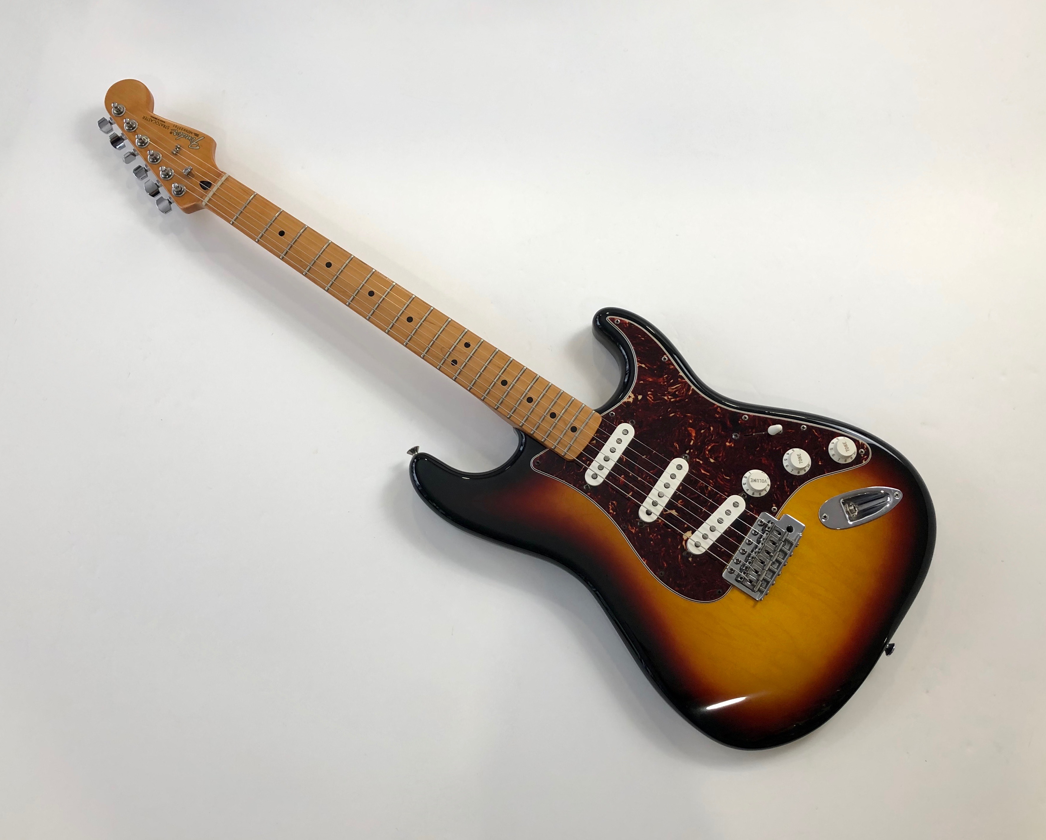 2007 fender roadhouse stratocaster