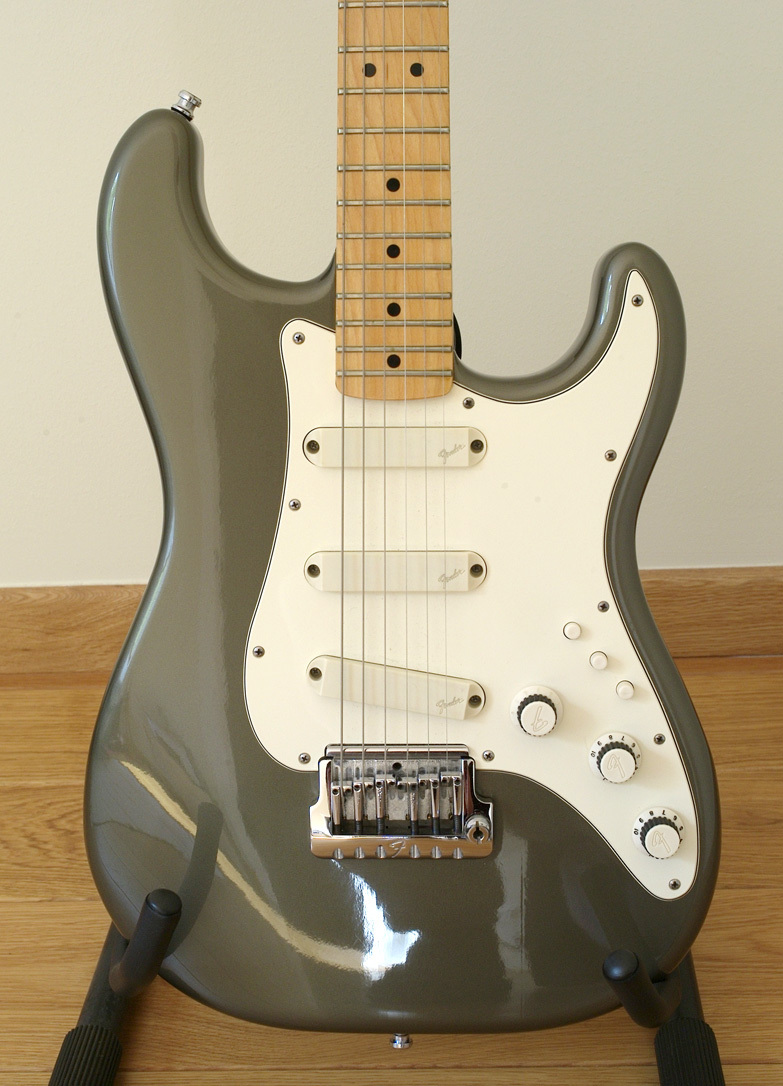 Photo Fender Elite Stratocaster Fender Elite Series Stratocaster