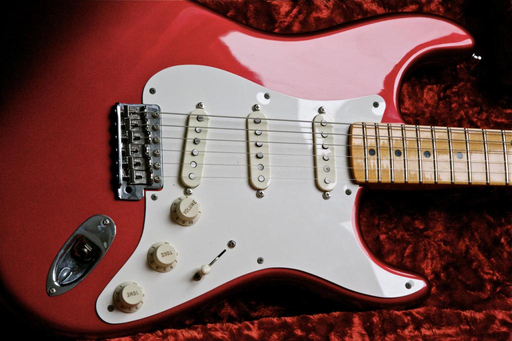 Photo Fender Eric Johnson Stratocaster Maple Fender Eric Johnson