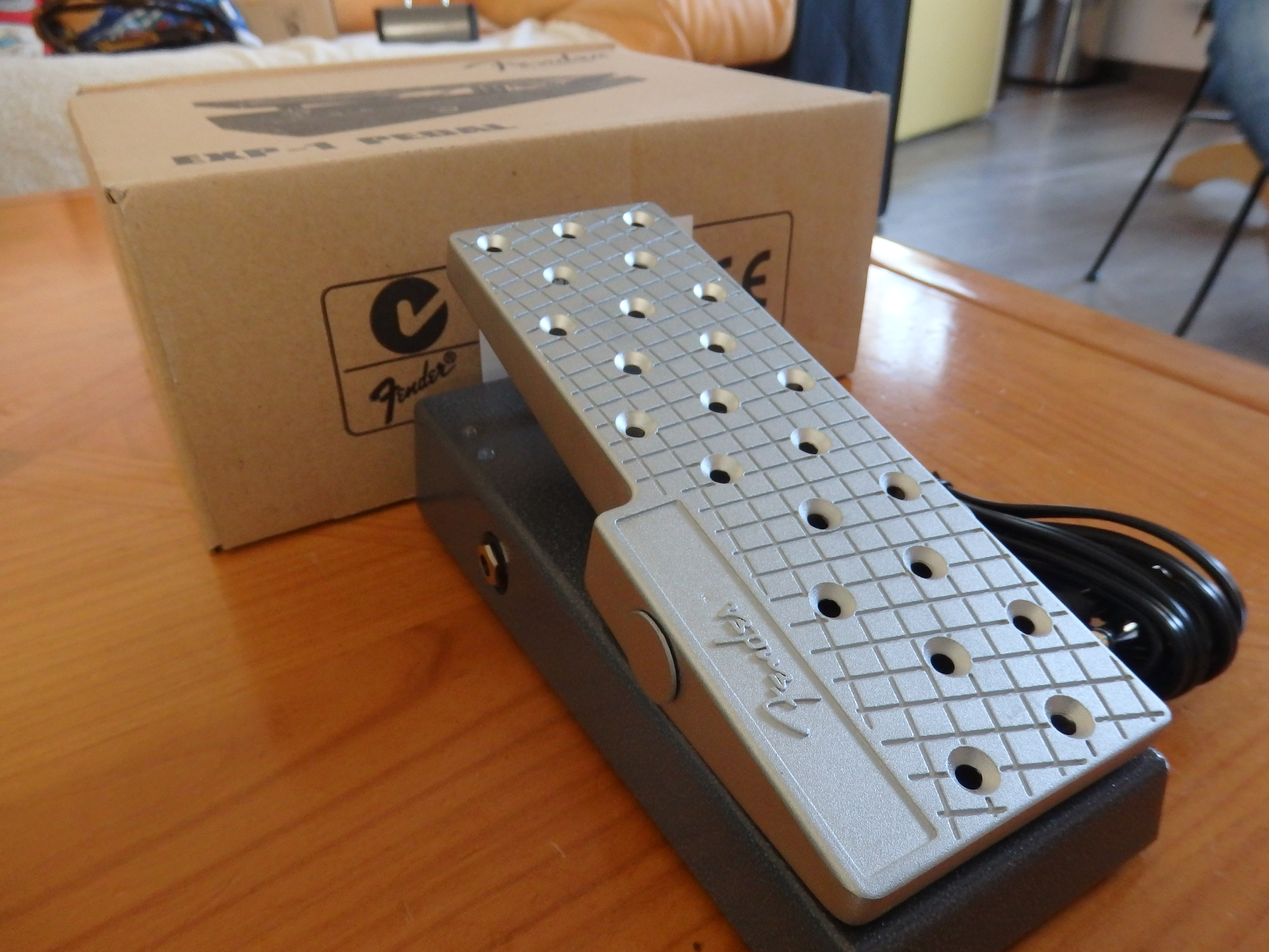 Photo Fender EXP1 Expression Pedal P3200035.JPG (1731832
