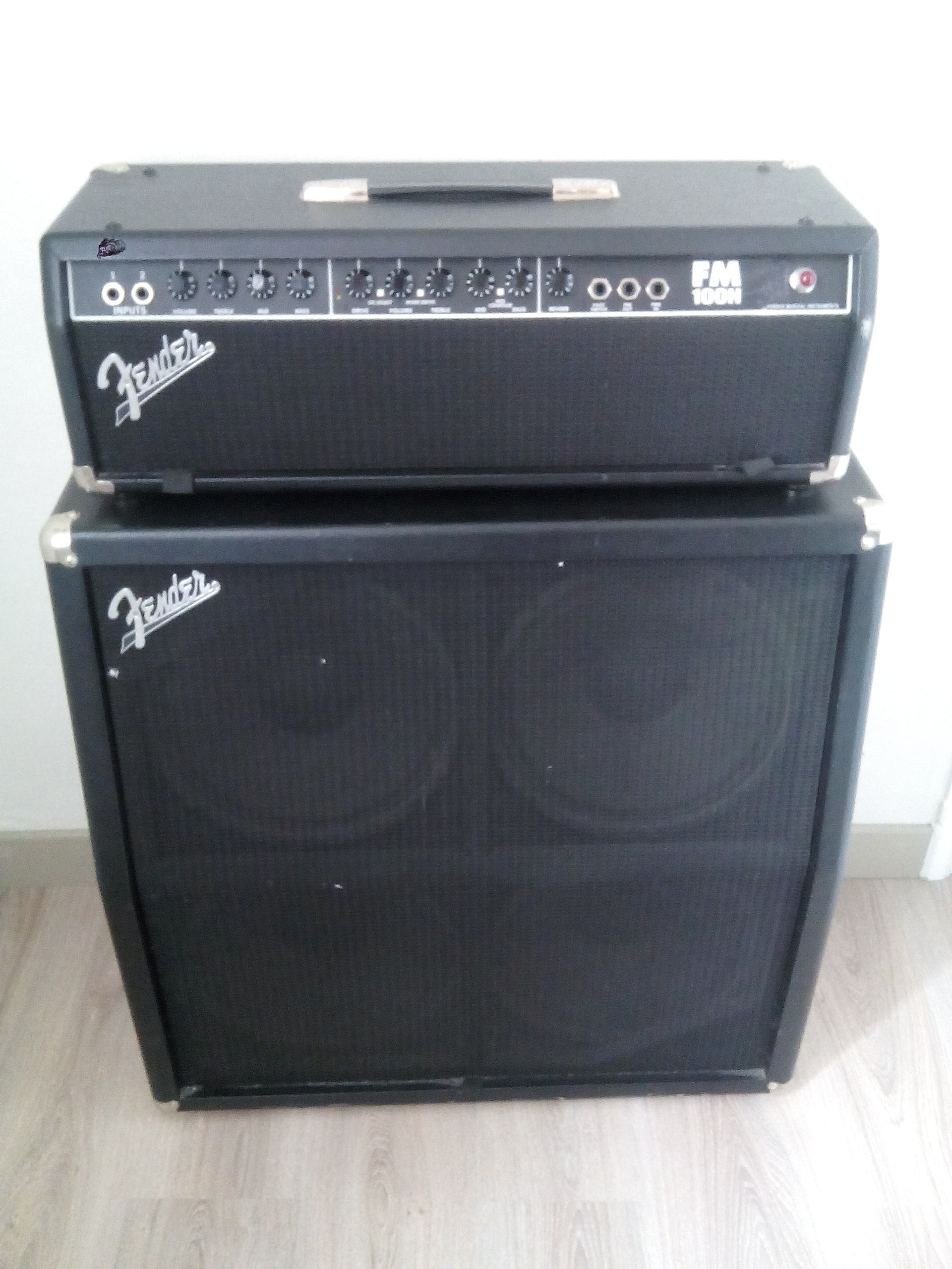 FM 100 HEAD Fender FM 100 Head Audiofanzine