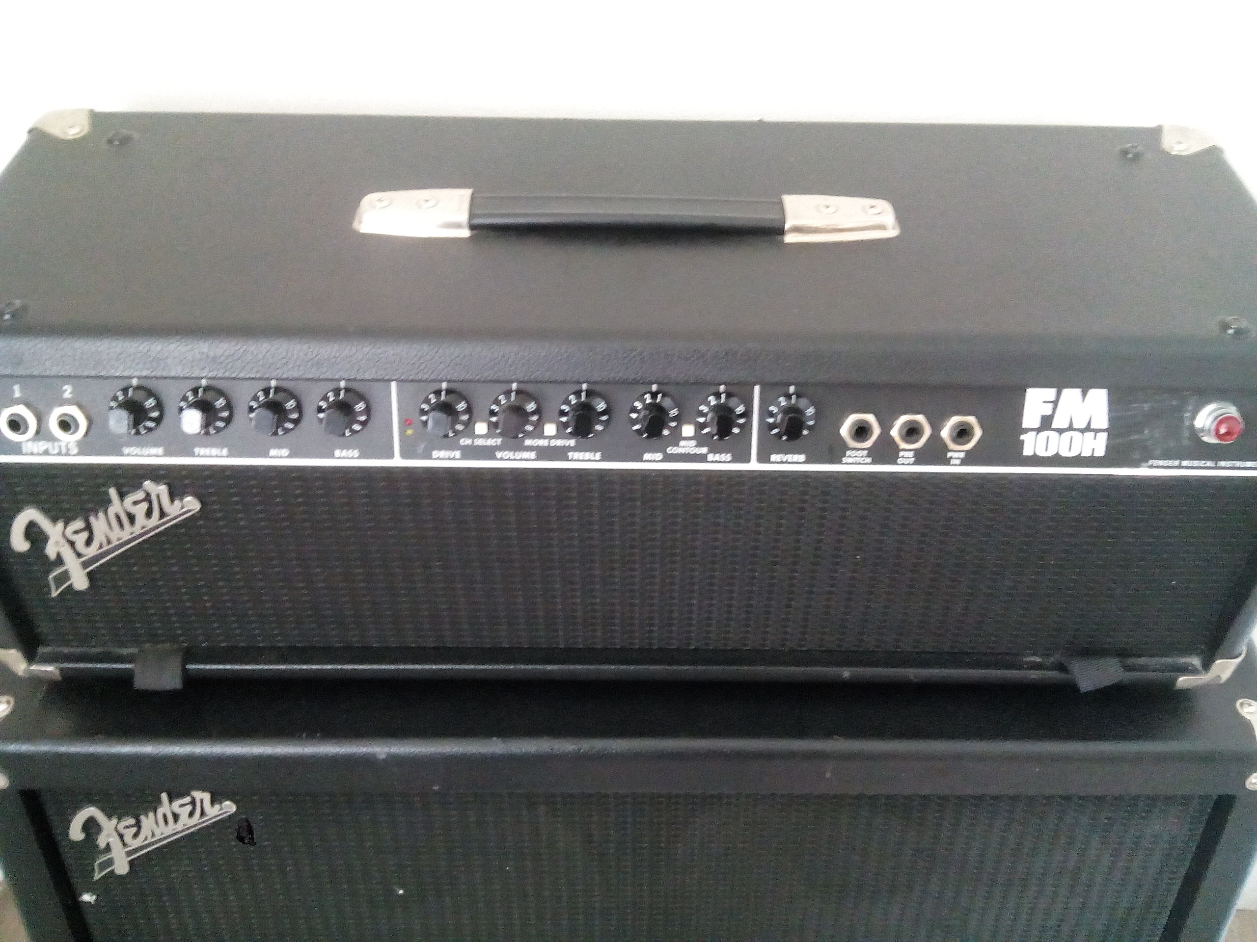 FM 100 HEAD Fender FM 100 Head Audiofanzine