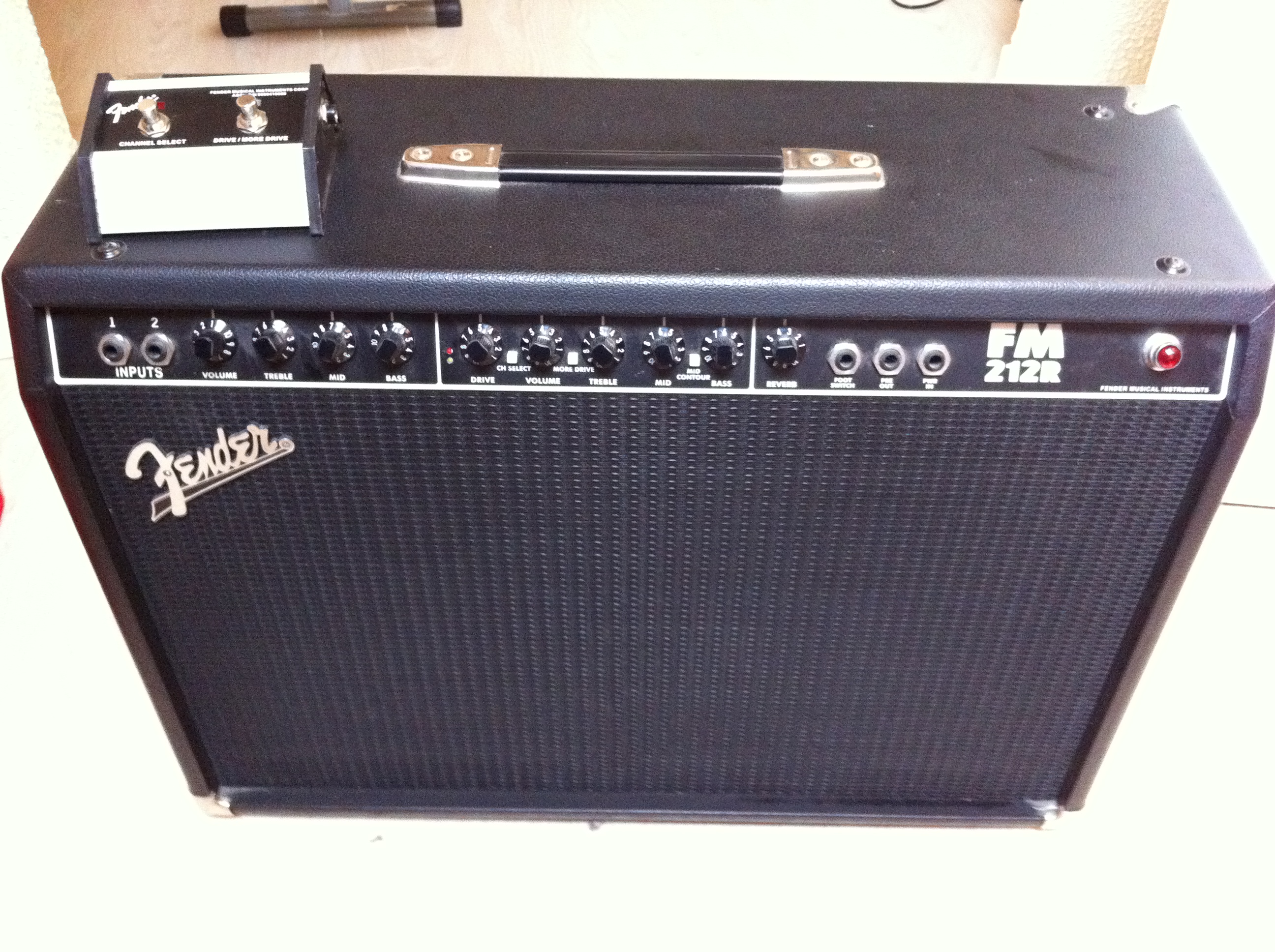 Fender FM 212R image (405832) Audiofanzine