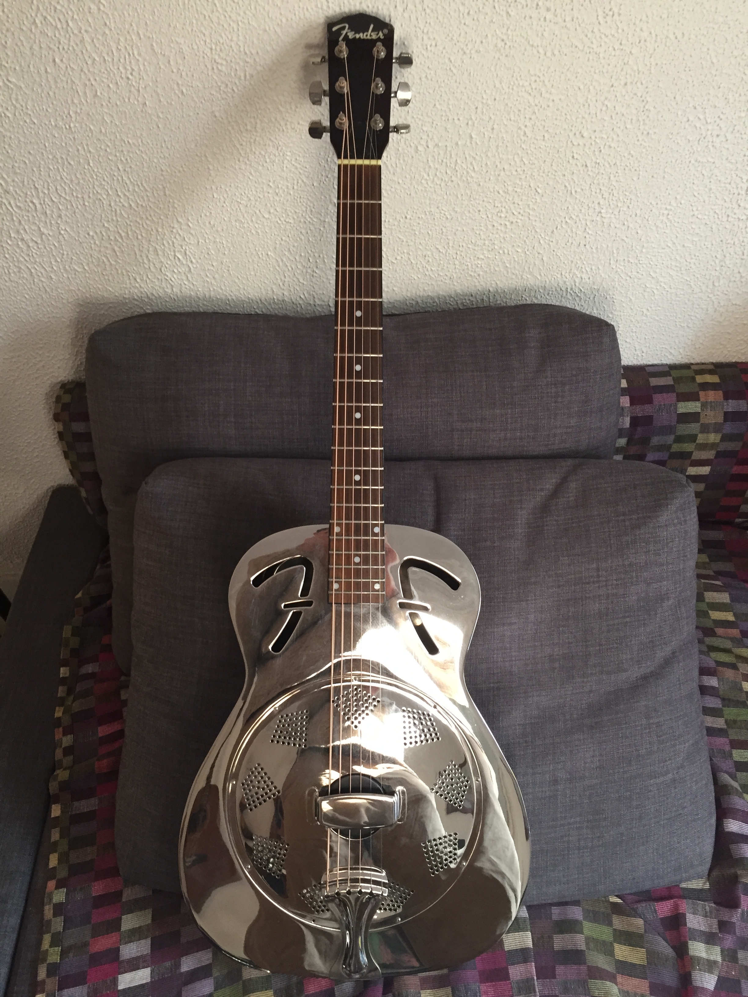 Fender FR48 Resonator image (1697230) Audiofanzine