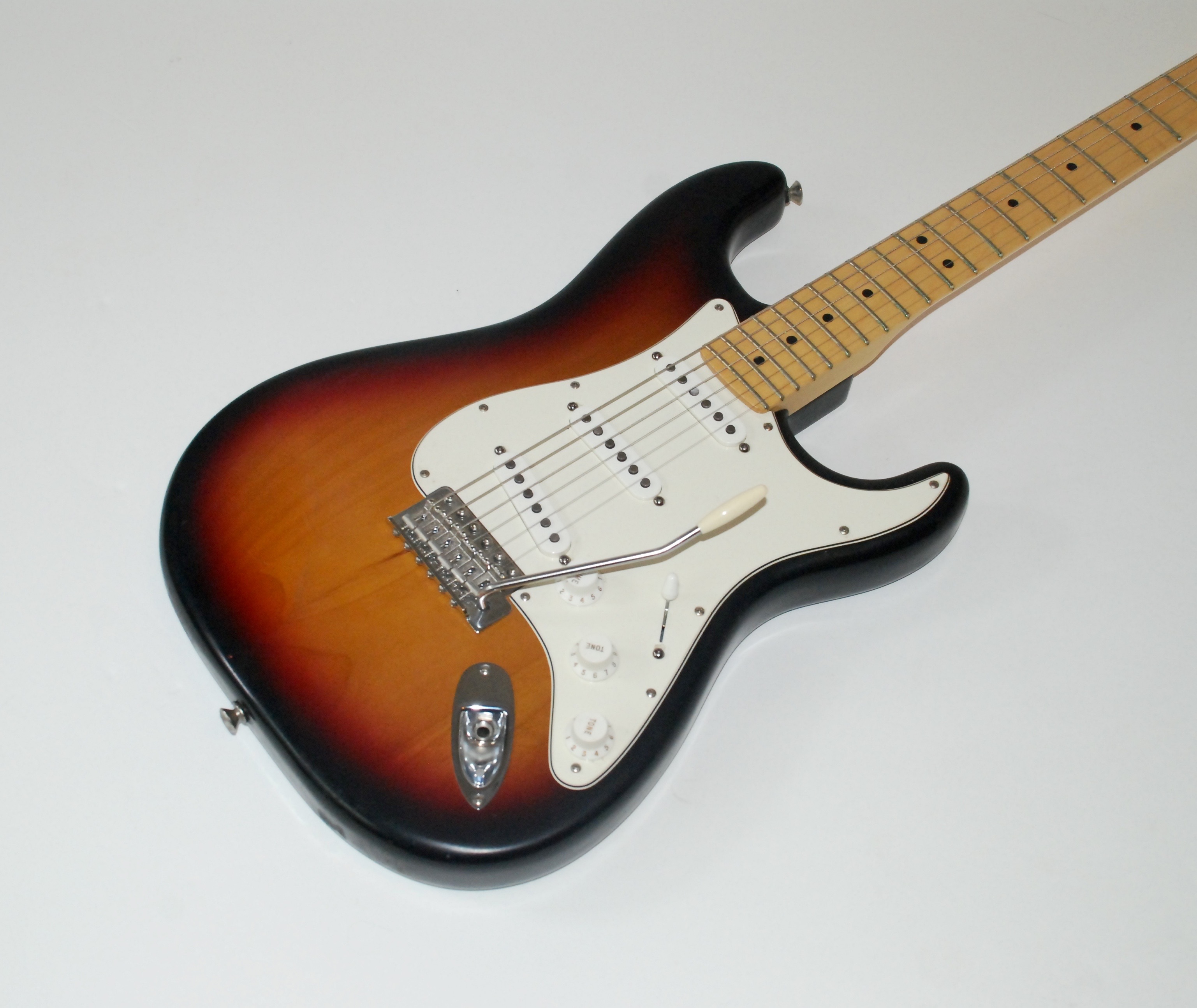 2001 fender highway one stratocaster 2001 fender highway one stratocaster