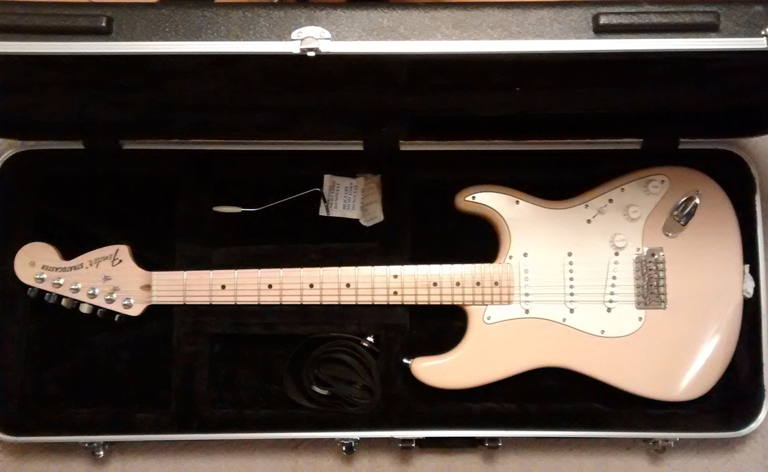 Photo Fender Highway One Stratocaster [20062011] Fender Stratocaster